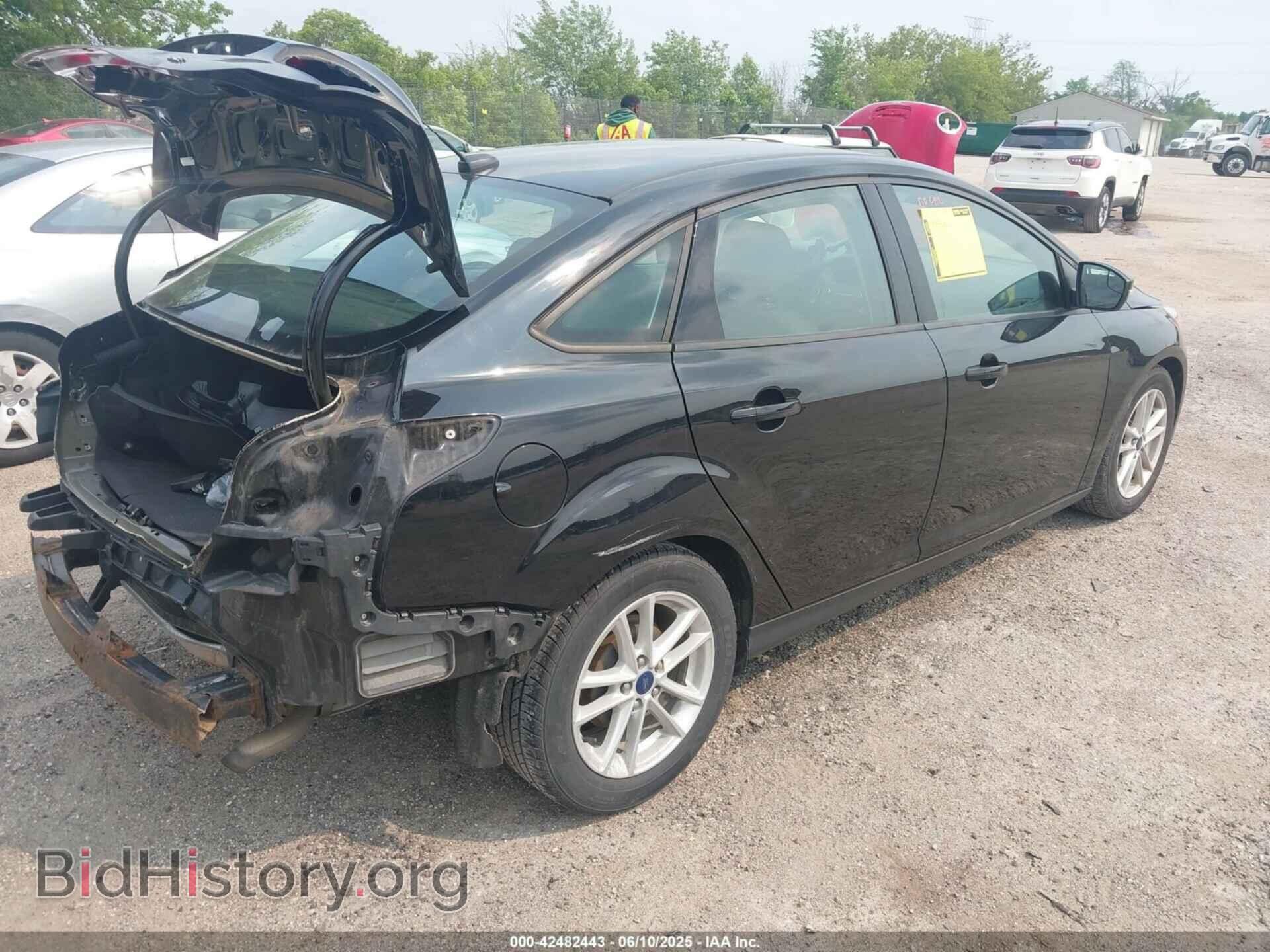 2017 FORD FOCUS - VIN: 1FADP3F24HL346463 - Photo 4