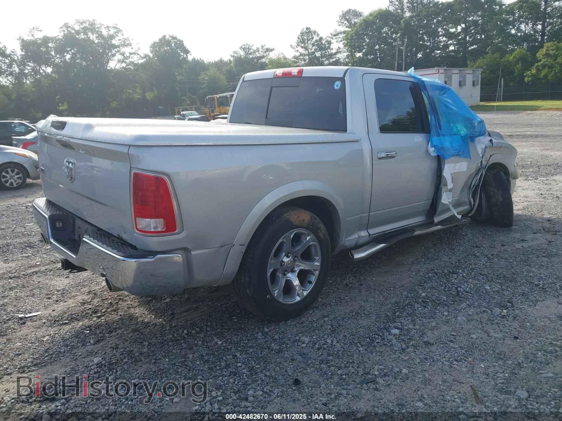 2017 RAM 1500 - VIN: 1C6RR6NT5HS630364 - Фото 4