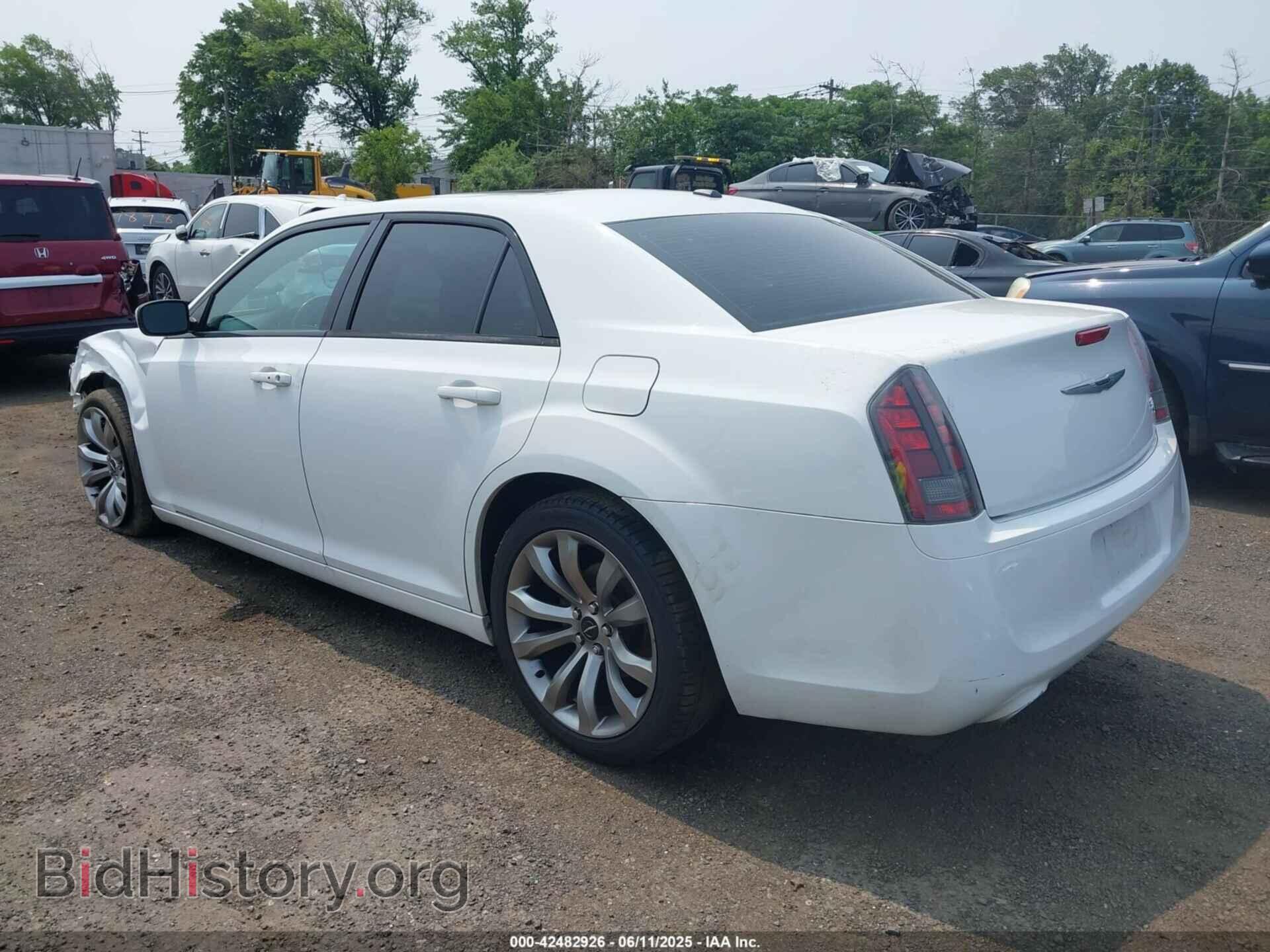 2014 CHRYSLER 300 - VIN: 2C3CCABG0EH286444 - Фото 3