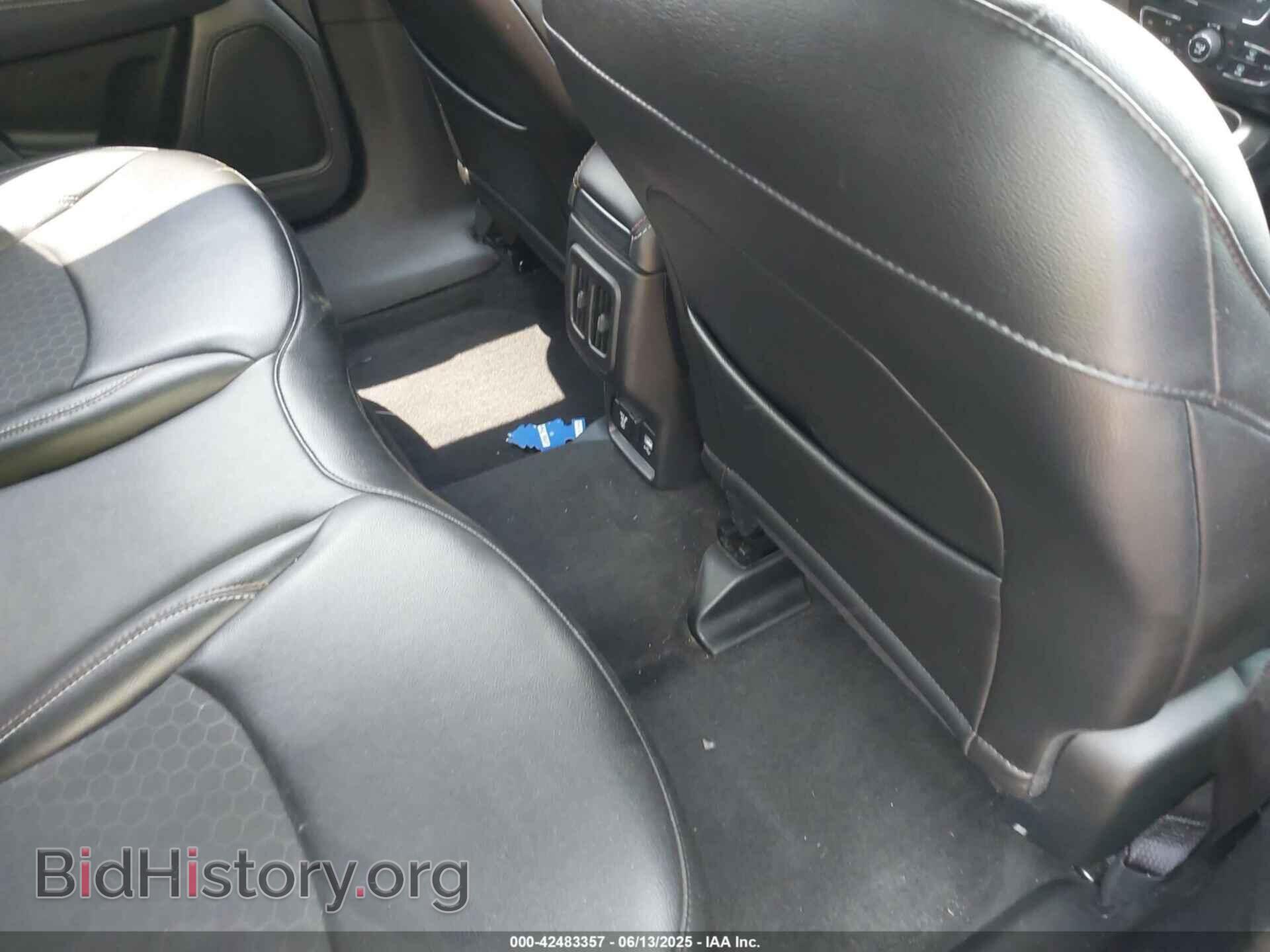 2019 JEEP COMPASS - VIN: 3C4NJDBB1KT734970 - Фото 8