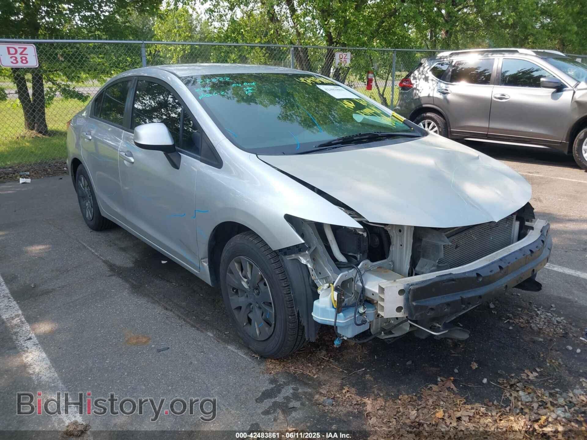 Фотография 19XFB2F58CE354900 - HONDA CIVIC 2012