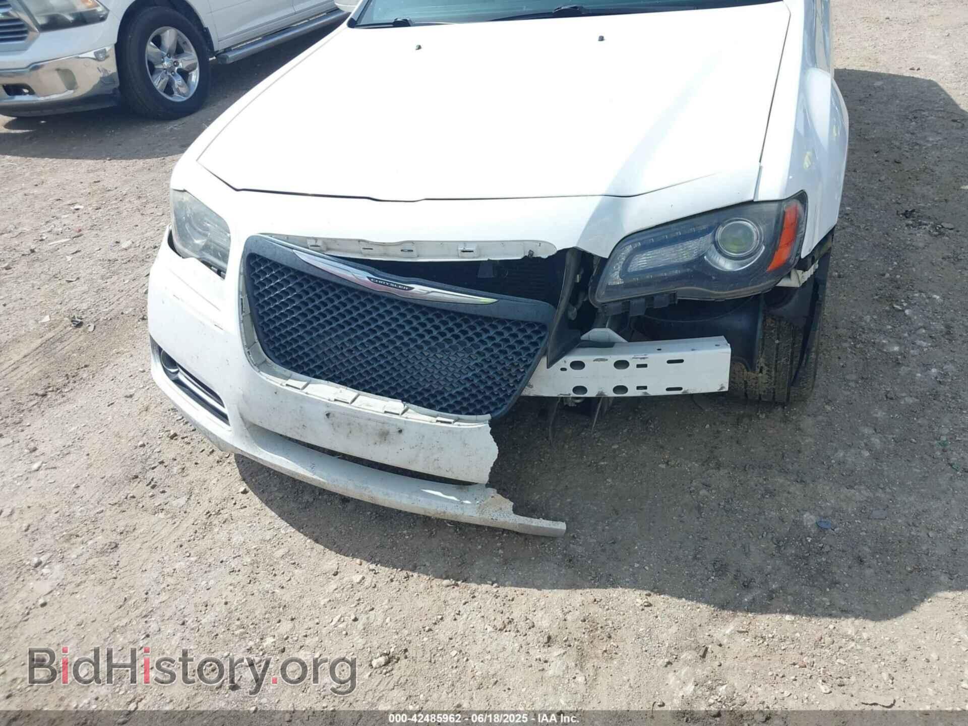2014 CHRYSLER 300 - VIN: 2C3CCABG1EH182772 - Фото 6
