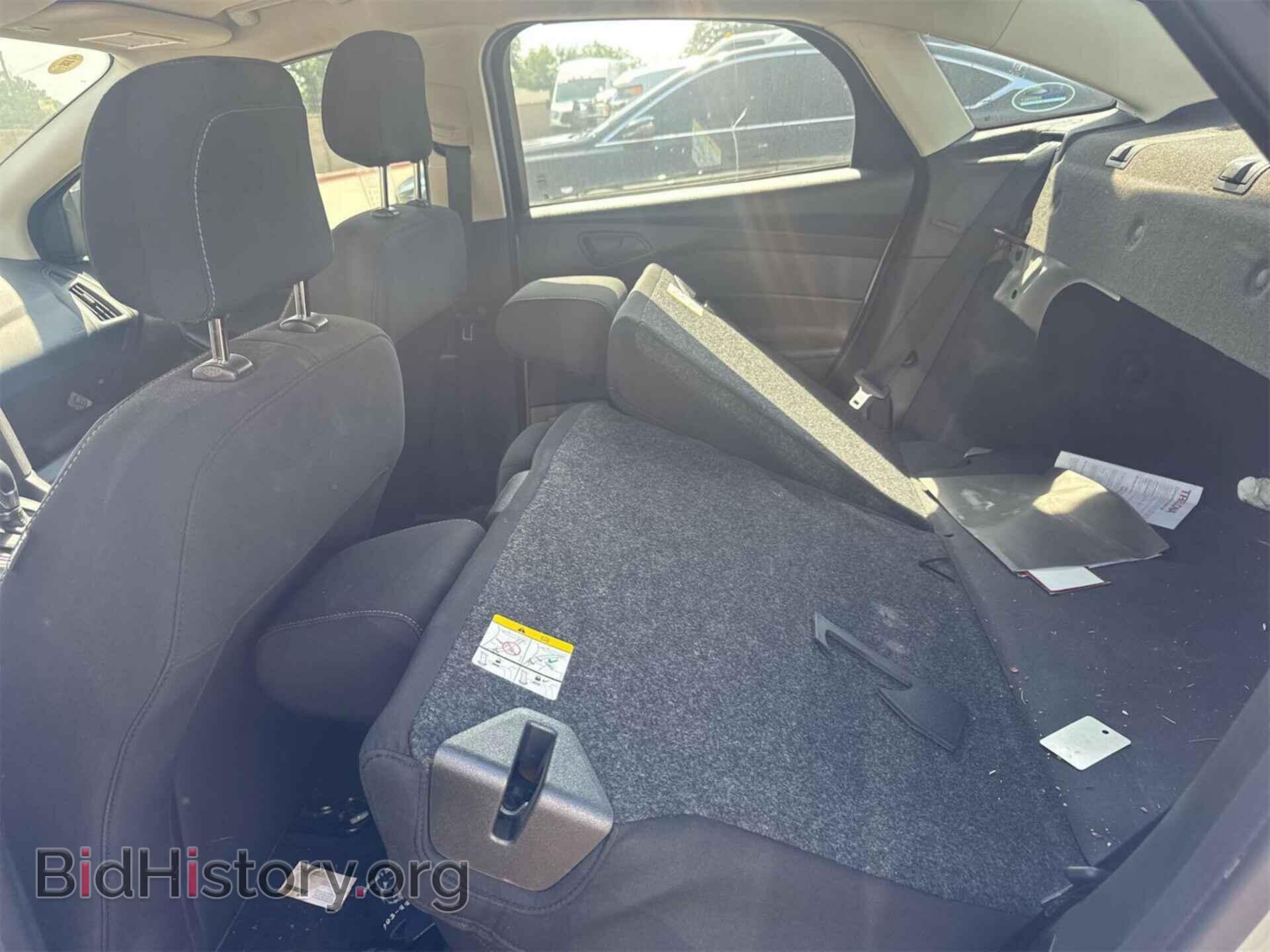 2016 FORD FOCUS - VIN: 1FADP3E20GL322368 - Photo 2