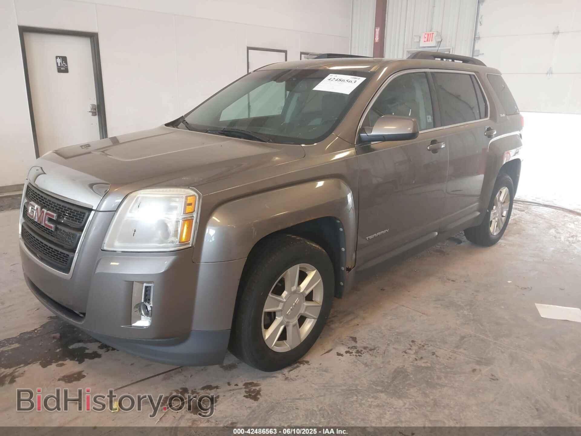 2011 GMC TERRAIN - VIN: 2CTALSEC1B6201348 - Photo 2