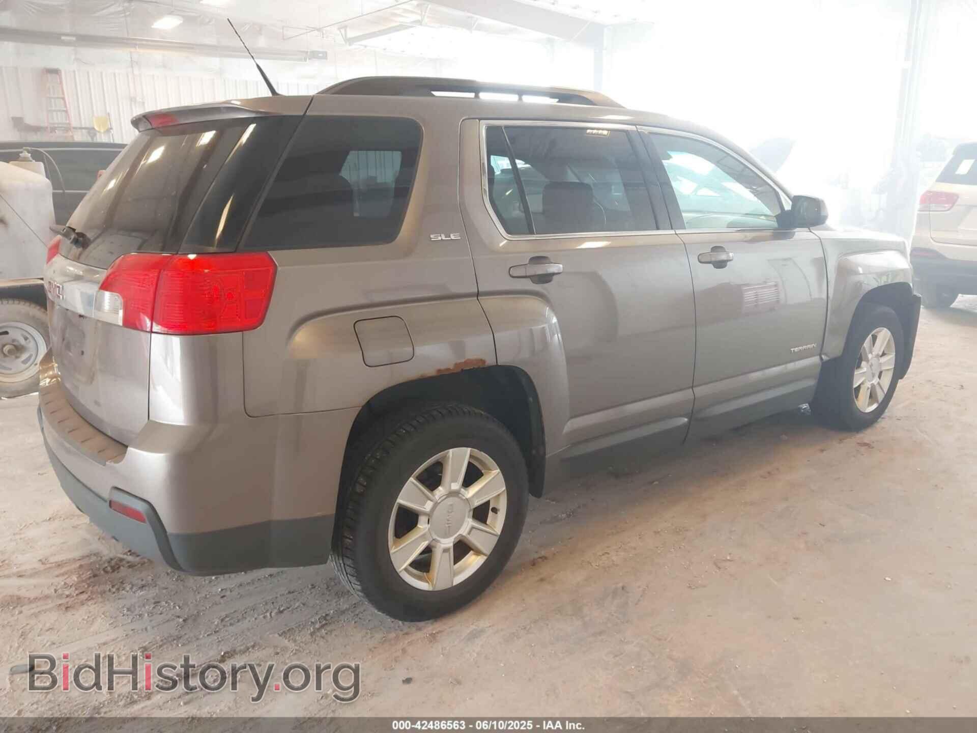 2011 GMC TERRAIN - VIN: 2CTALSEC1B6201348 - Photo 4