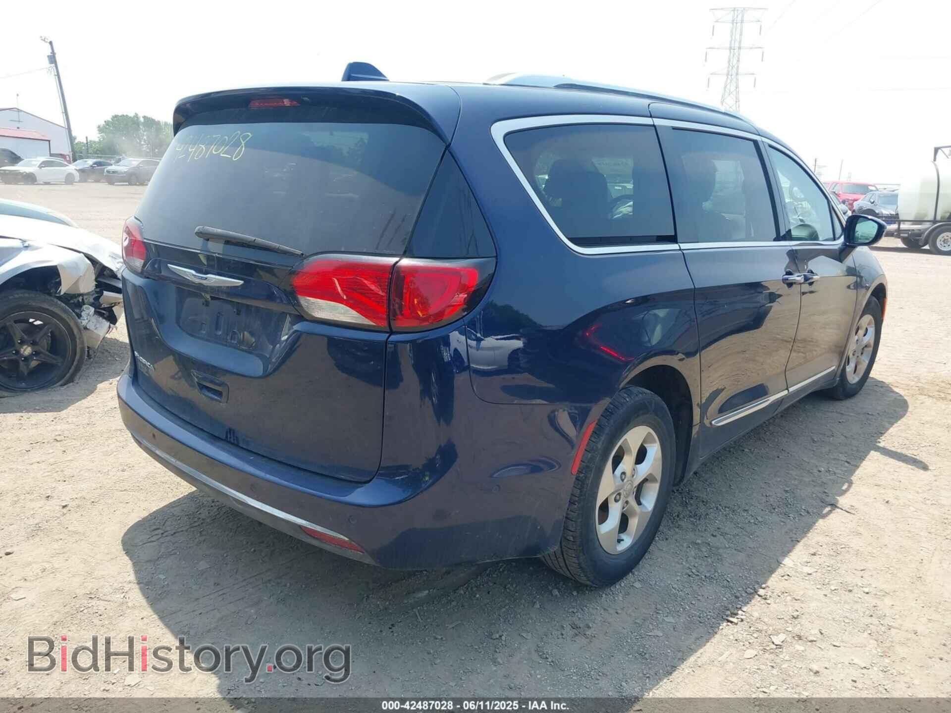 2017 CHRYSLER PACIFICA - VIN: 2C4RC1EG5HR754622 - Фото 4