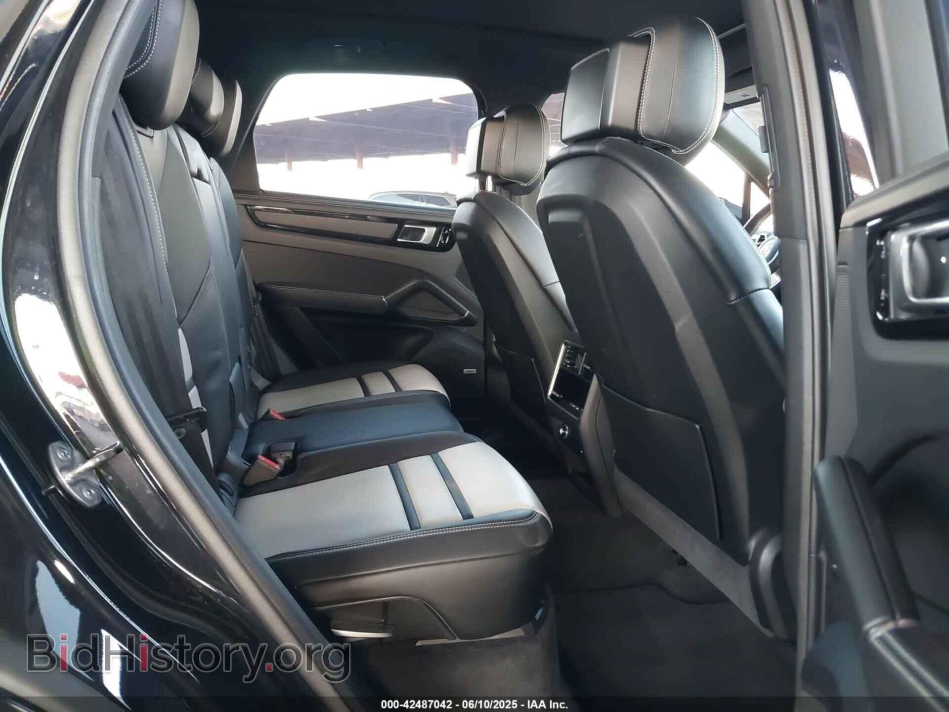 2021 PORSCHE CAYENNE - VIN: WP1AA2AY5MDA04012 - Photo 8