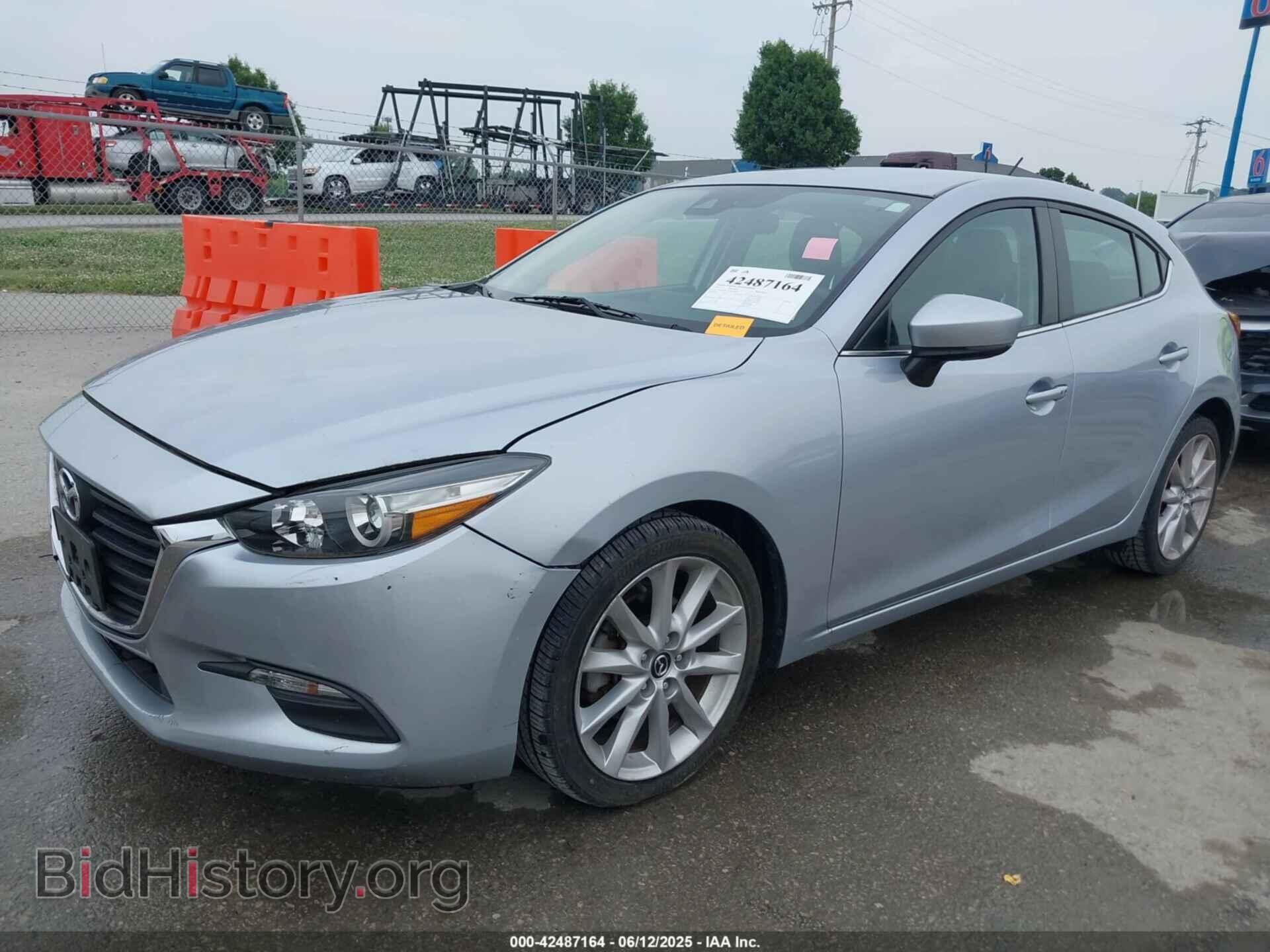 2017 MAZDA MAZDA3 - VIN: 3MZBN1L73HM100687 - Фото 2