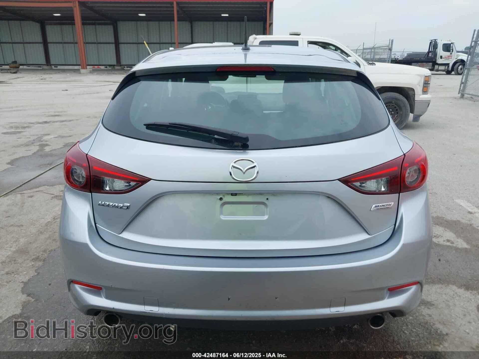 2017 MAZDA MAZDA3 - VIN: 3MZBN1L73HM100687 - Фото 17