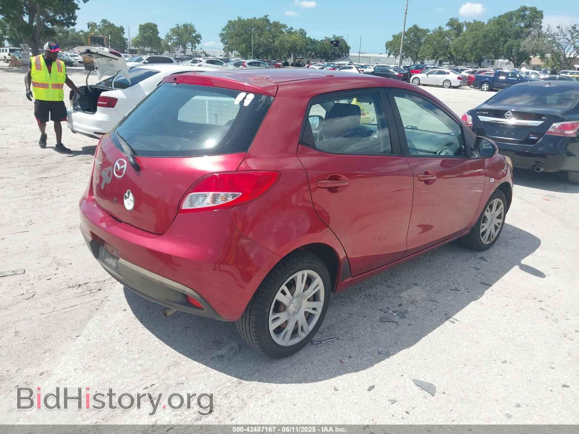 2014 MAZDA MAZDA2 - VIN: JM1DE1KY0E0187730 - Фото 4