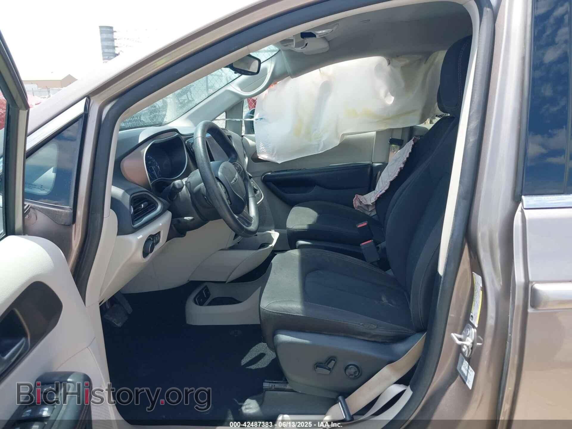 2017 CHRYSLER PACIFICA - VIN: 2C4RC1DG4HR704781 - Фото 5