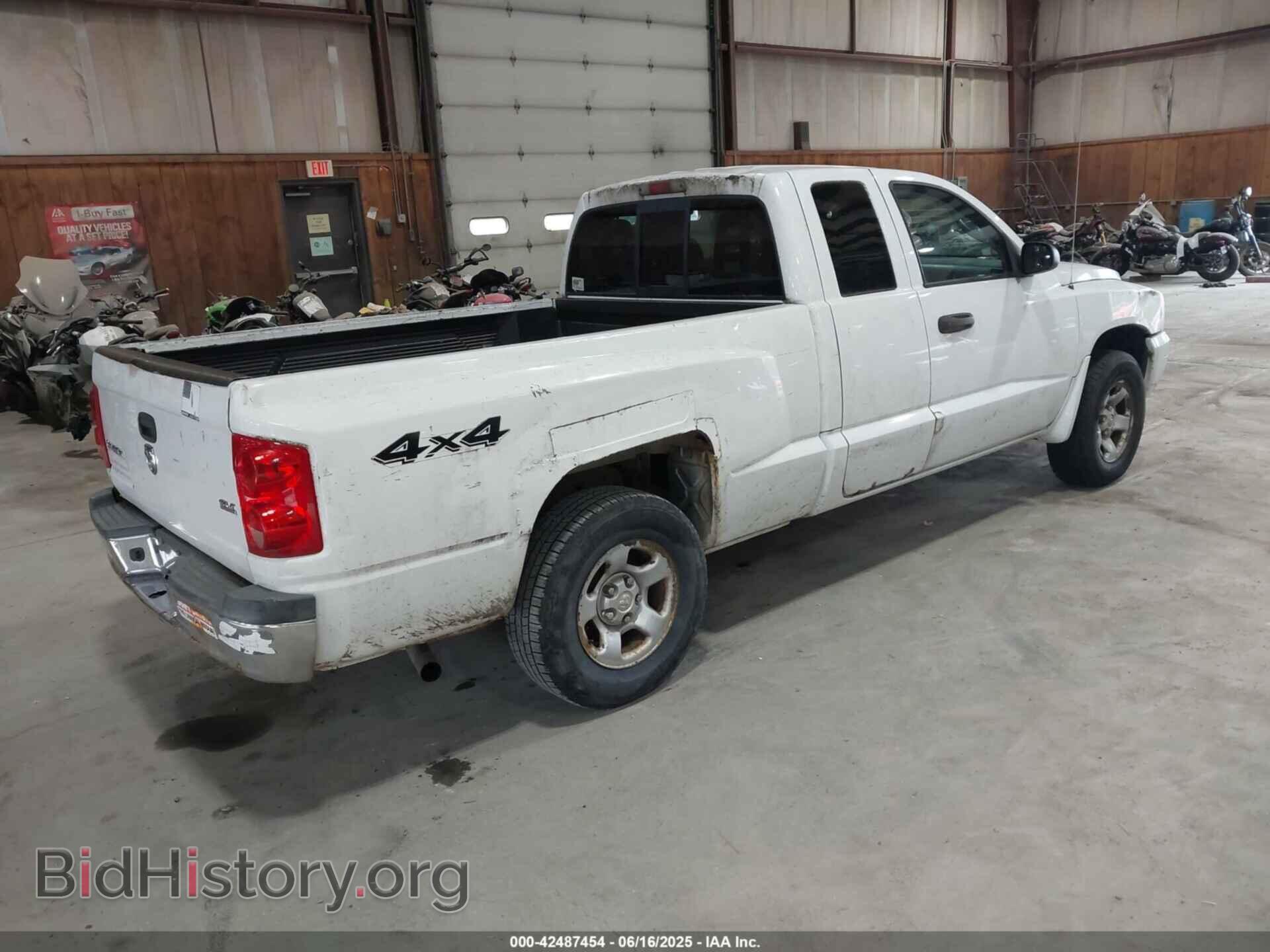 2006 DODGE DAKOTA - VIN: 1D7HW42K76S716632 - Фото 4