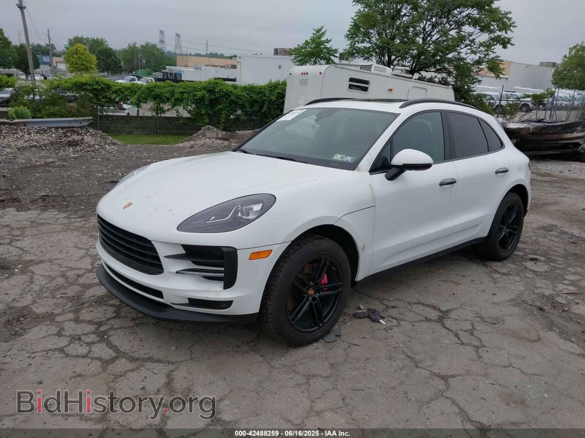 2020 PORSCHE MACAN - VIN: WP1AA2A50LLB05839 - Фото 2