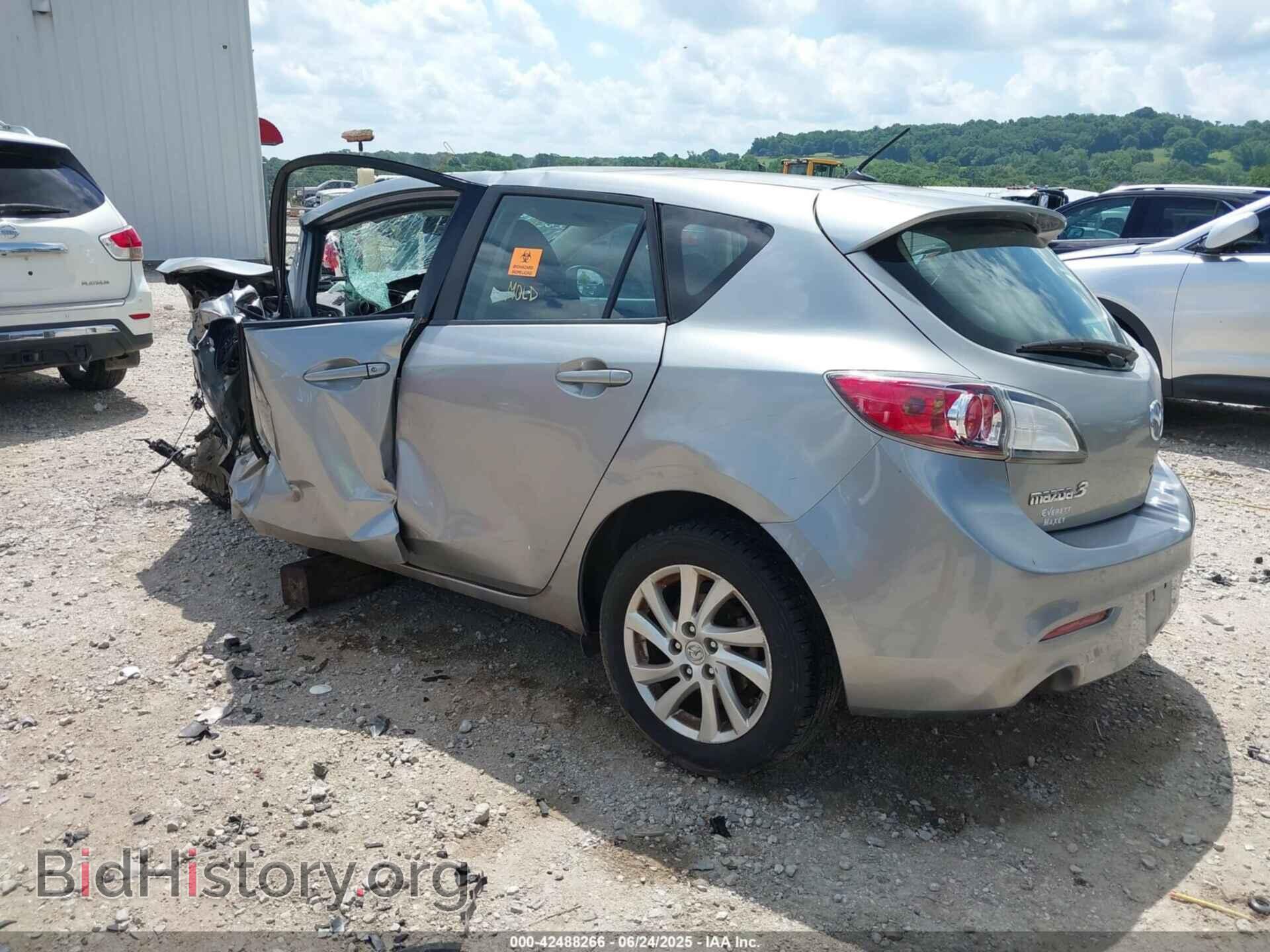 2012 MAZDA MAZDA3 - VIN: JM1BL1L78C1581132 - Фото 3