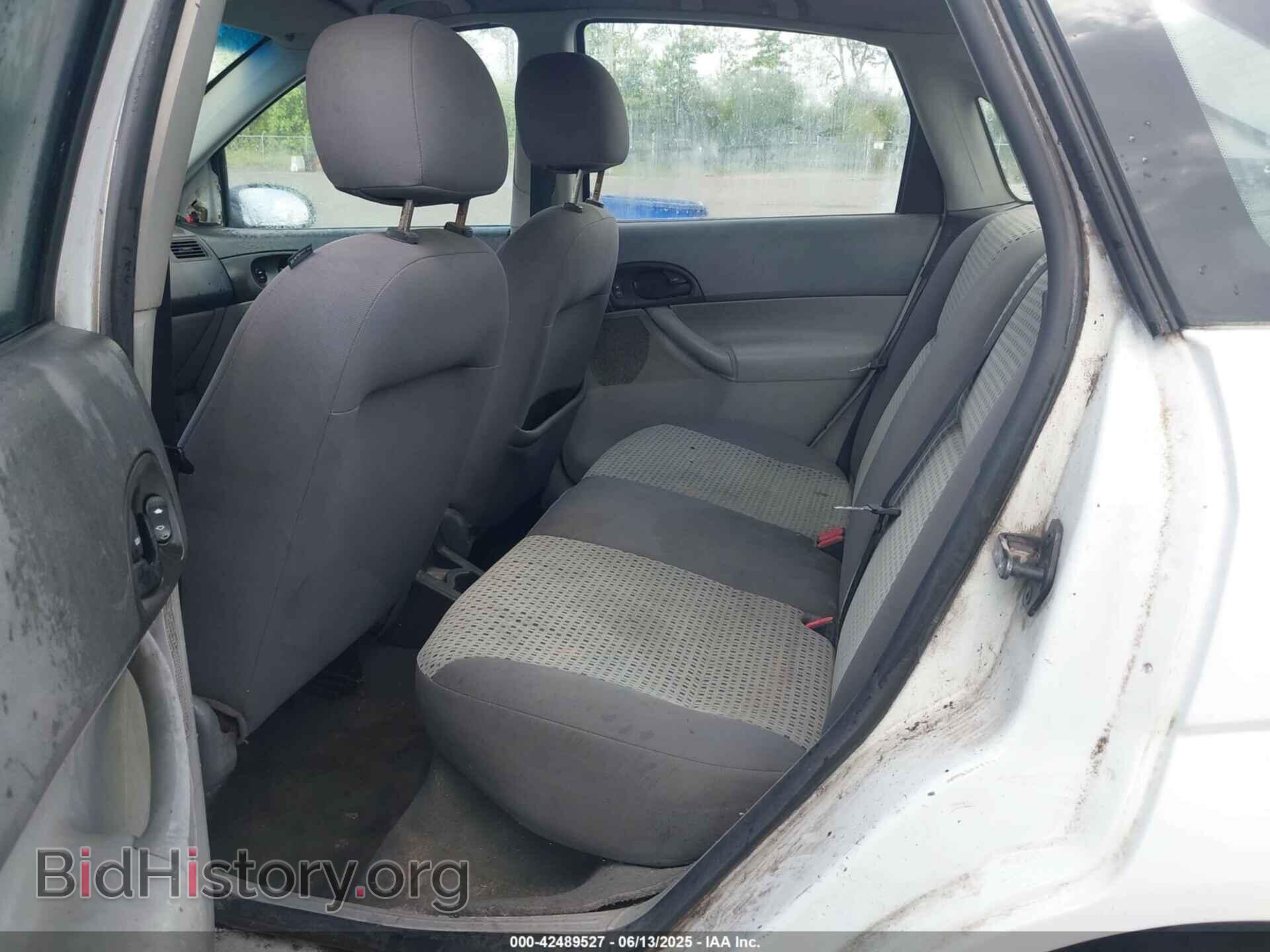 2007 FORD FOCUS - VIN: 1FAHP34N97W205190 - Фото 8