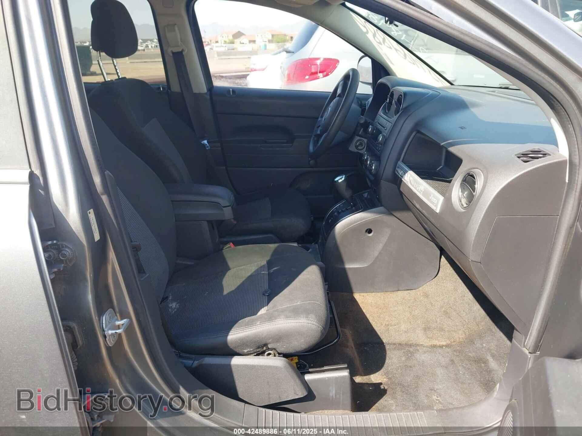 2014 JEEP COMPASS - VIN: 1C4NJCBA1ED537812 - Фото 5