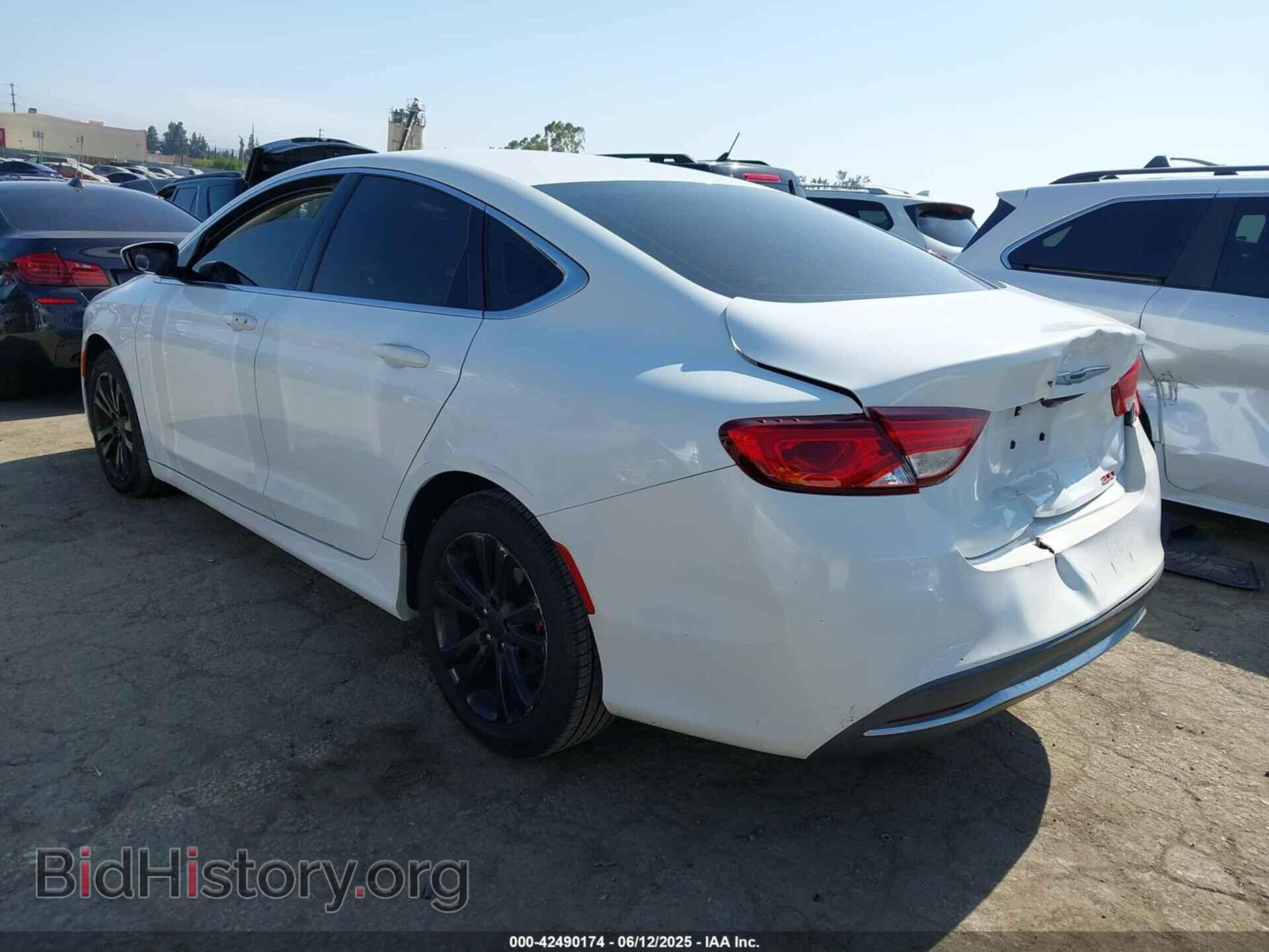 2016 CHRYSLER 200 - VIN: 1C3CCCAB8GN109538 - Фото 3
