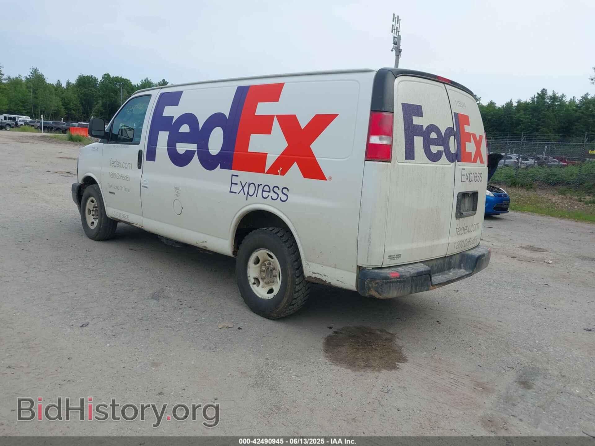 2019 CHEVROLET EXPRESS 2500 - VIN: 1GCWGAF19K1248126 - Фото 3