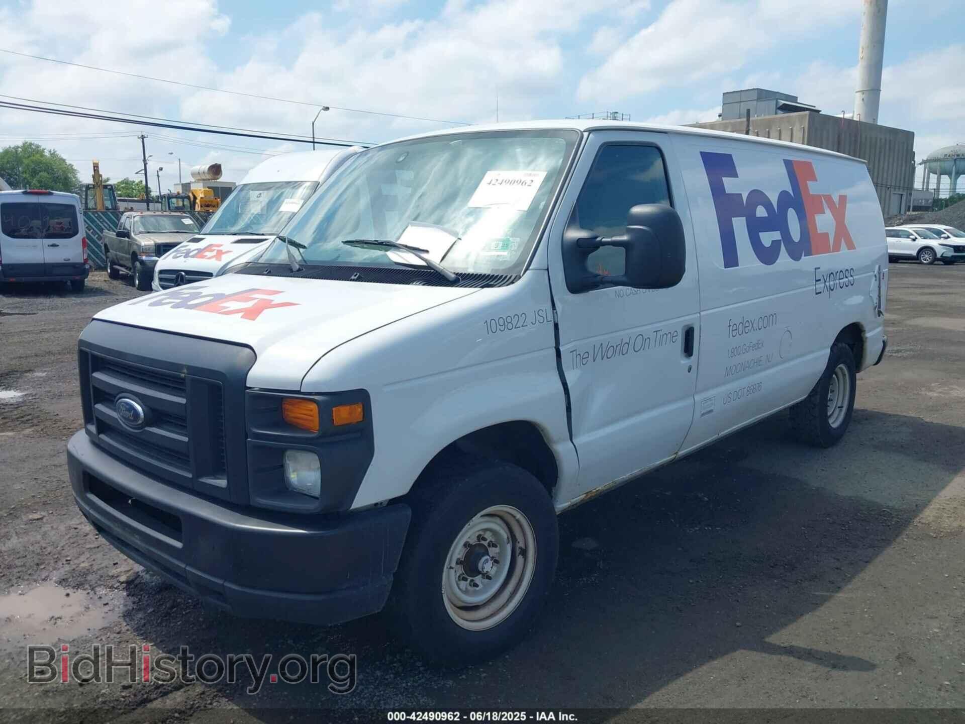 2010 FORD E-150 - VIN: 1FTNE1EW8ADA91815 - Фото 2