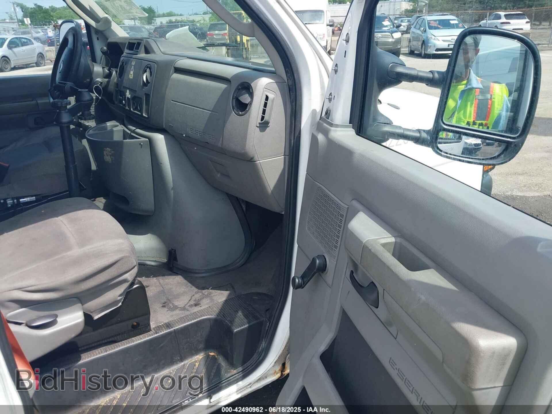 2010 FORD E-150 - VIN: 1FTNE1EW8ADA91815 - Фото 5