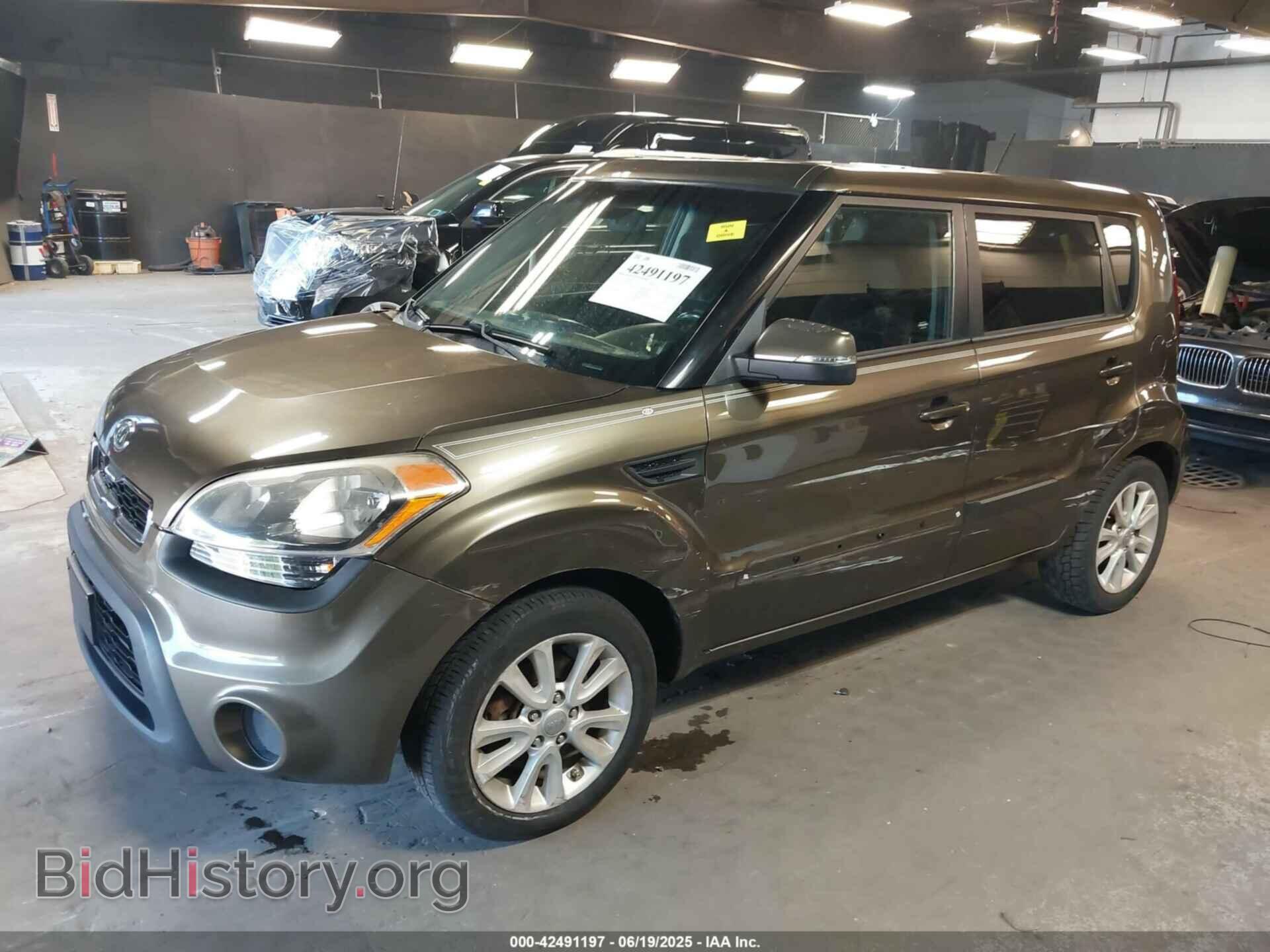 2012 KIA SOUL - VIN: KNDJT2A67C7371890 - Фото 2