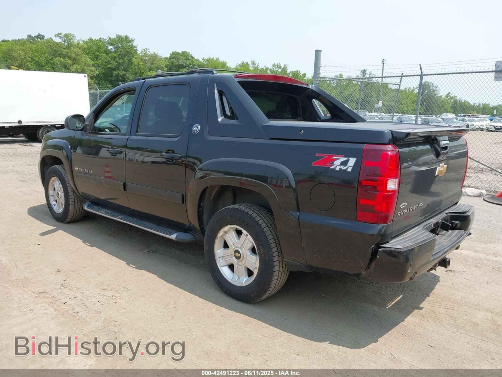 2013 CHEVROLET AVALANCHE - VIN: 3GNTKFE76DG259746 - Фото 3