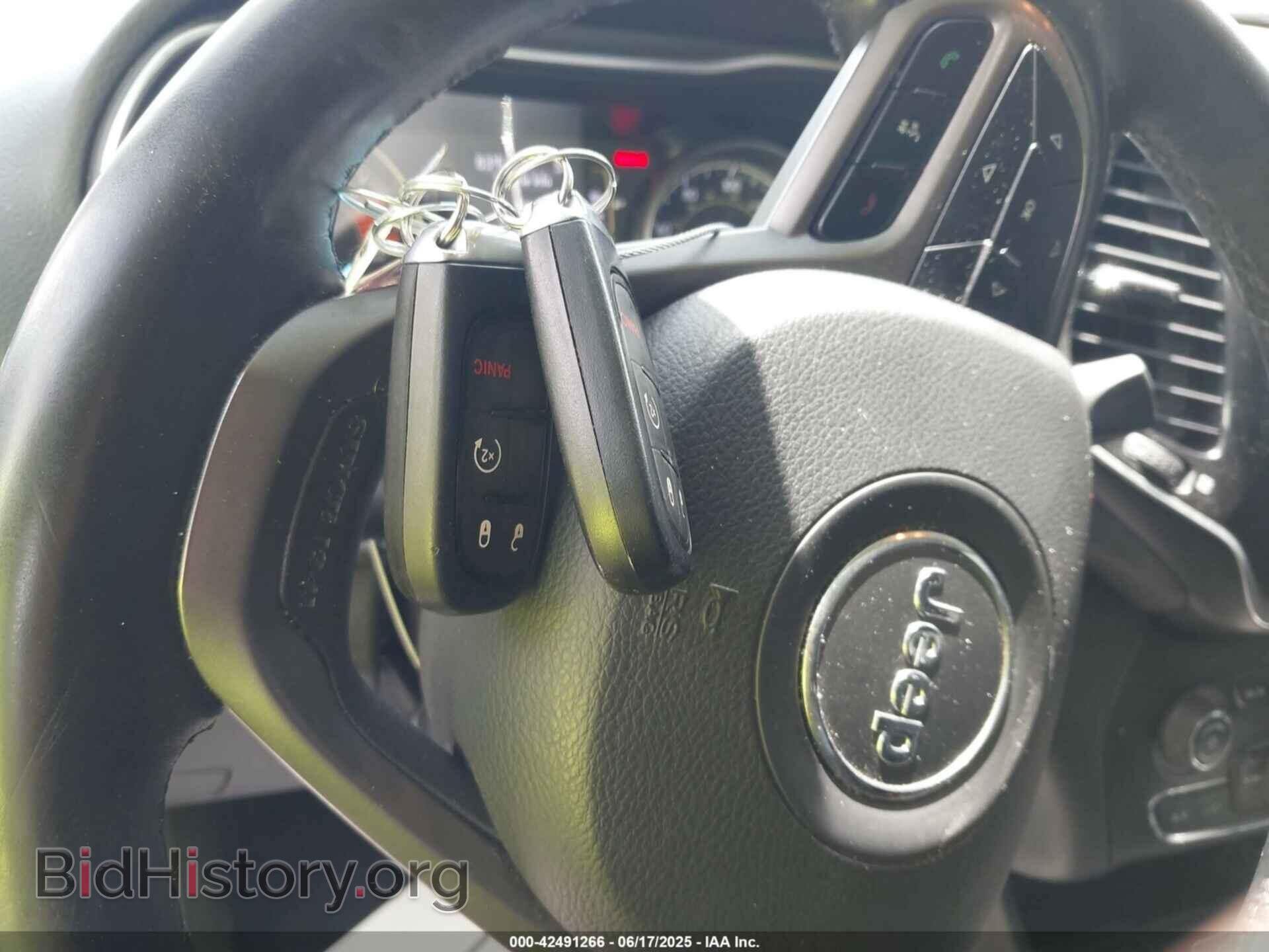 2020 JEEP CHEROKEE - VIN: 1C4PJLLB2LD592959 - Фото 11