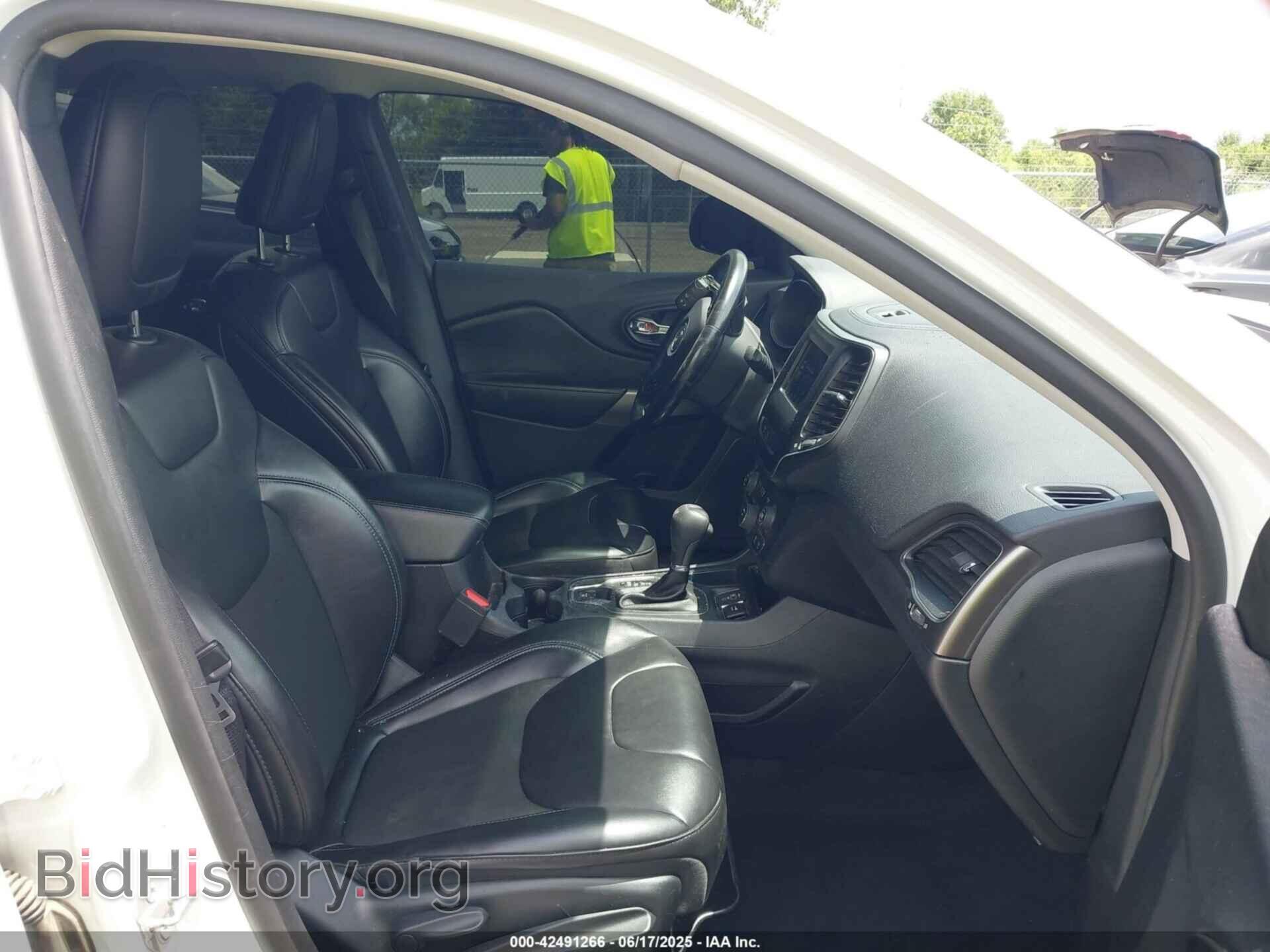 2020 JEEP CHEROKEE - VIN: 1C4PJLLB2LD592959 - Фото 5