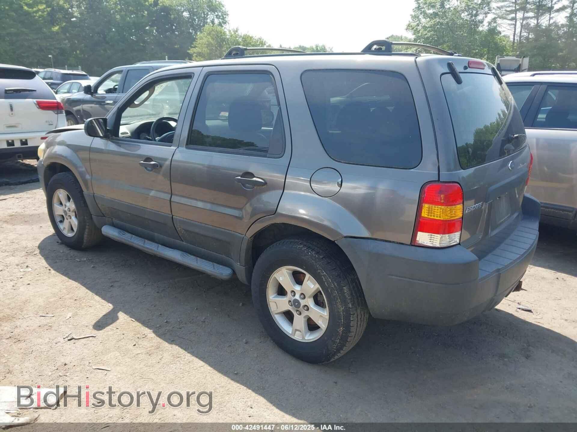 2005 FORD ESCAPE - VIN: 1FMYU93155KA87661 - Фото 3