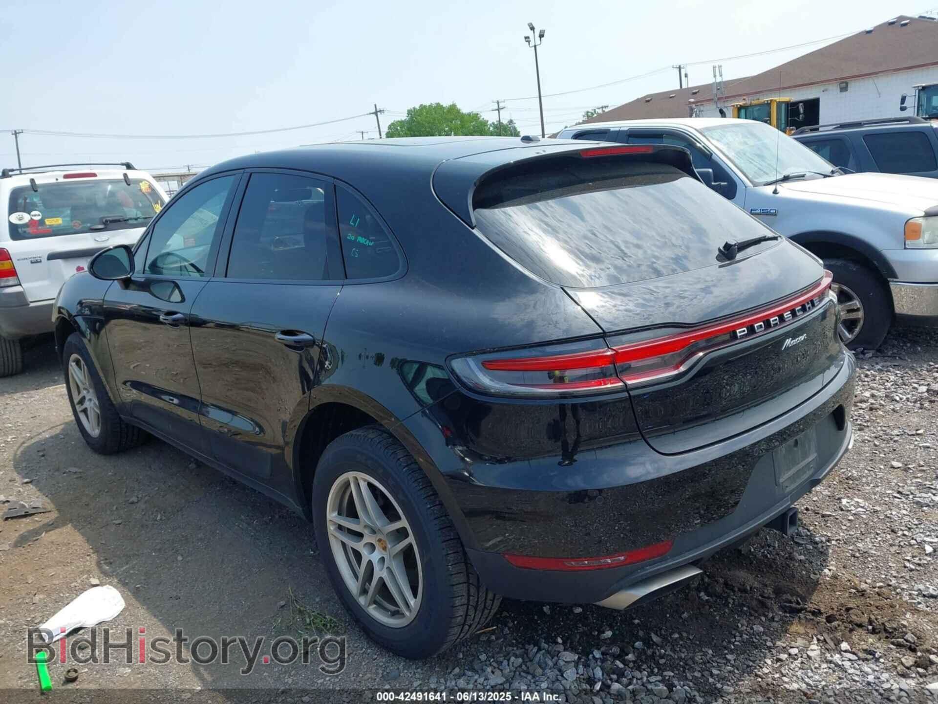 2020 PORSCHE MACAN - VIN: WP1AA2A51LLB10709 - Фото 3