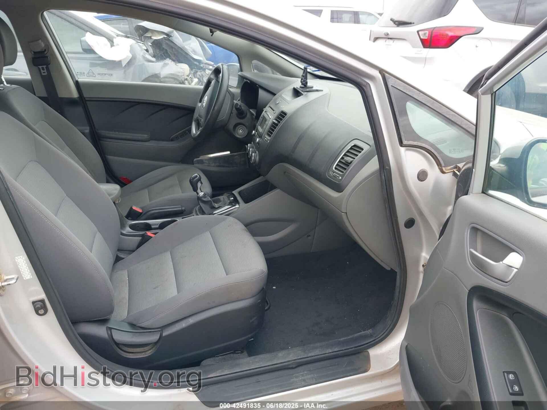 2017 KIA FORTE - VIN: 3KPFK4A7XHE068736 - Фото 5