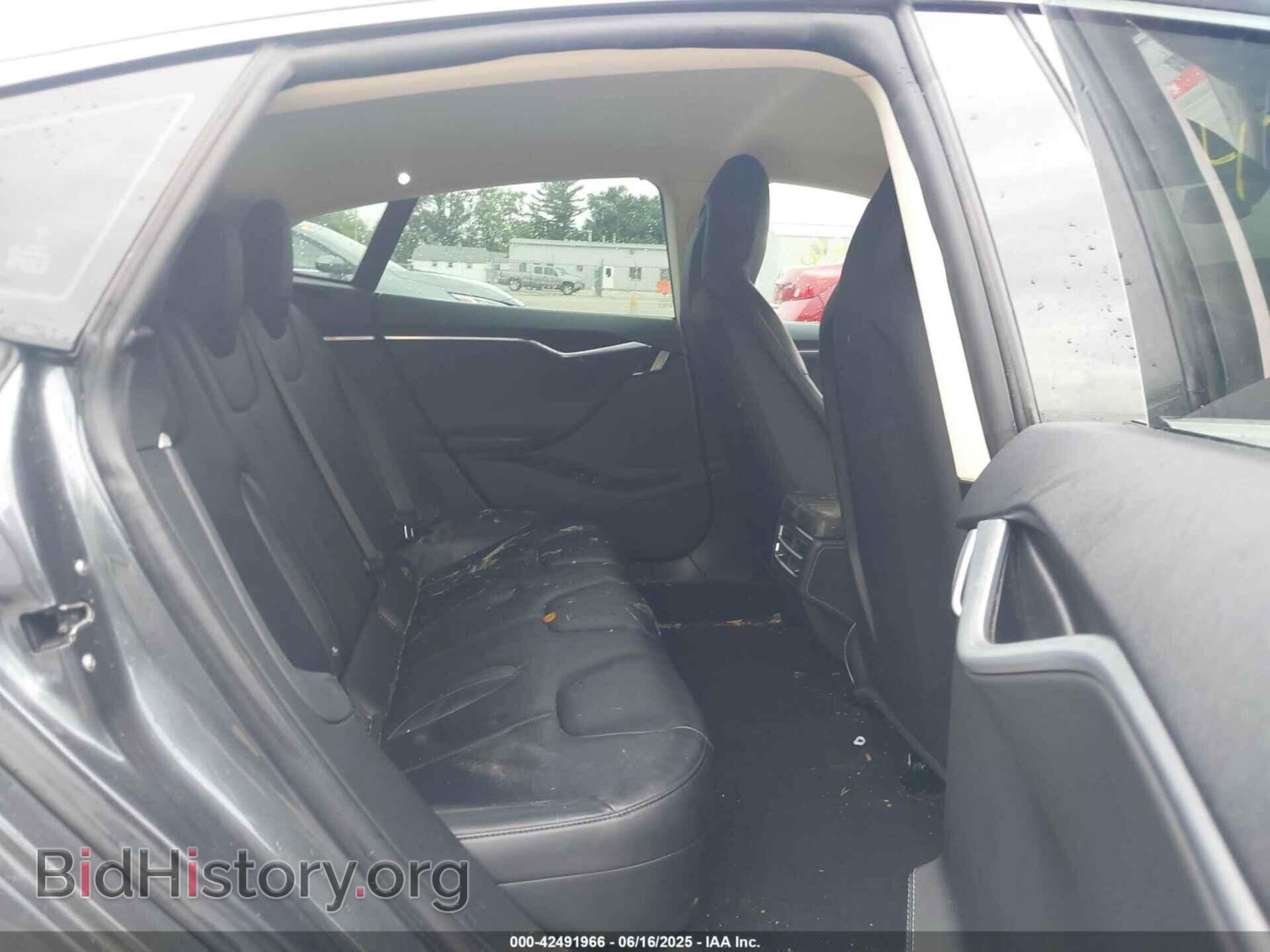 2014 TESLA MODEL S - VIN: 5YJSA1H17EFP62243 - Photo 8