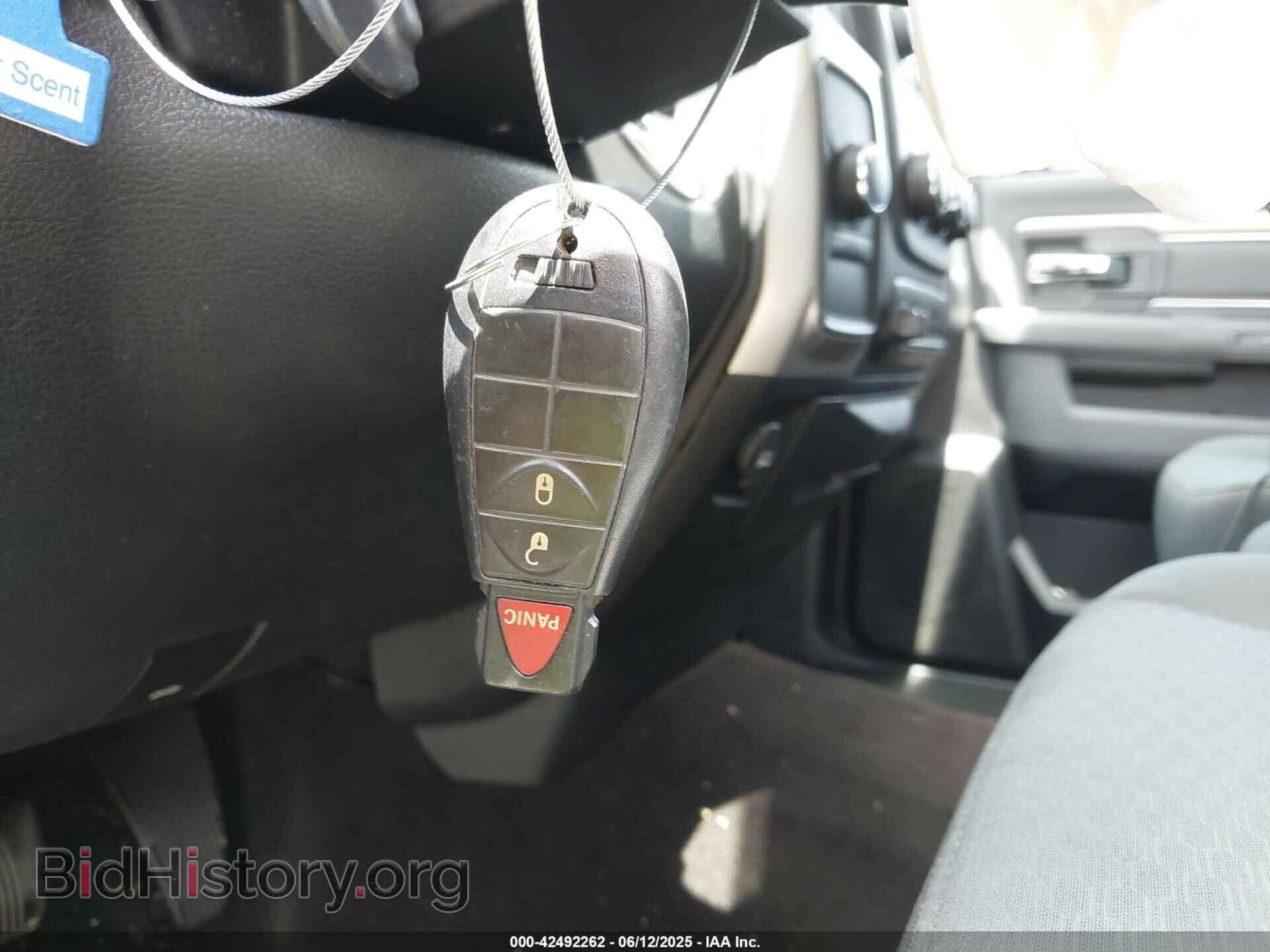 2016 RAM 2500 - VIN: 3C6TR5DT0GG268340 - Фото 11