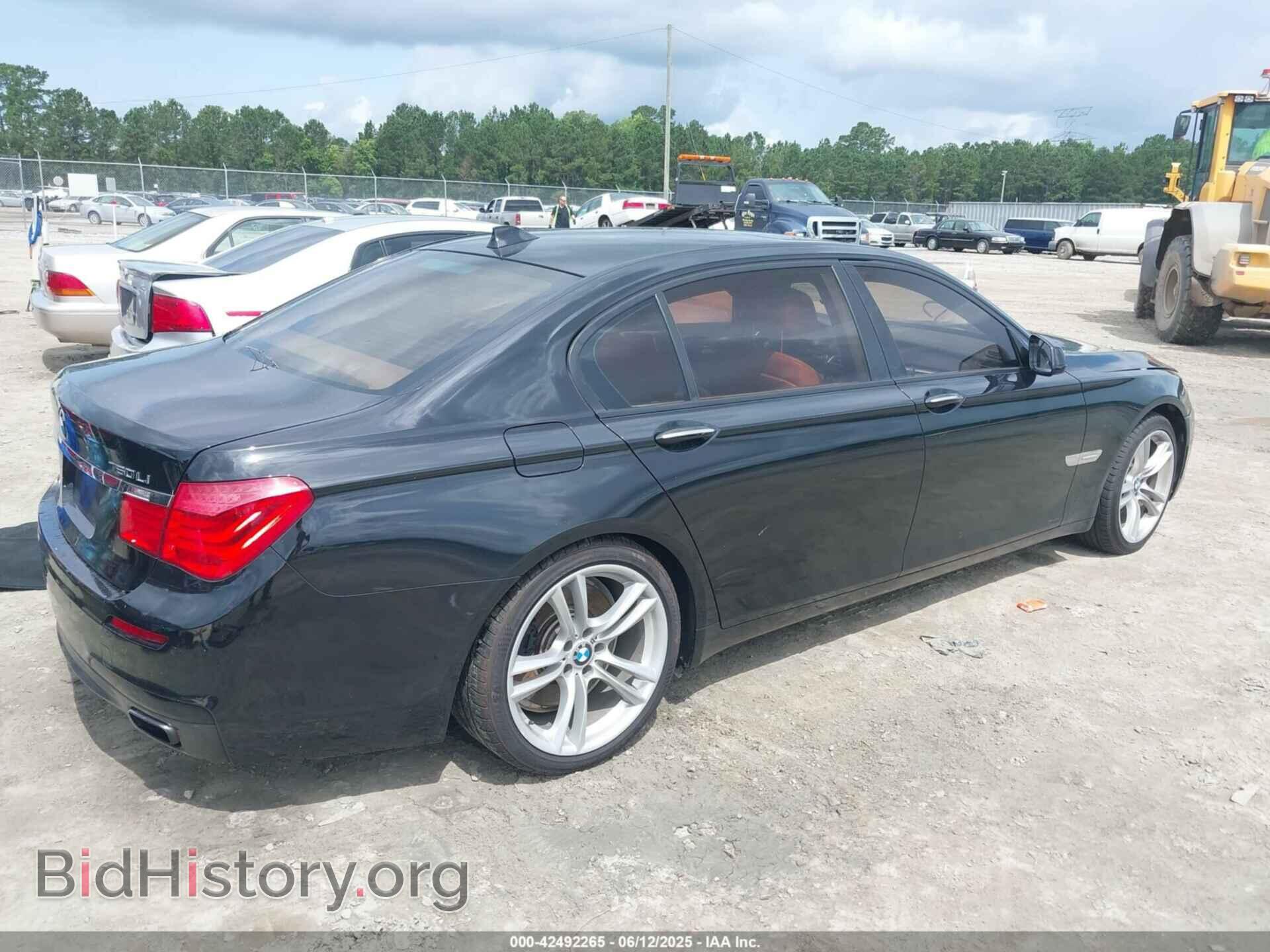 2012 BMW 750LI - VIN: WBAKB8C57CDX20821 - Фото 4