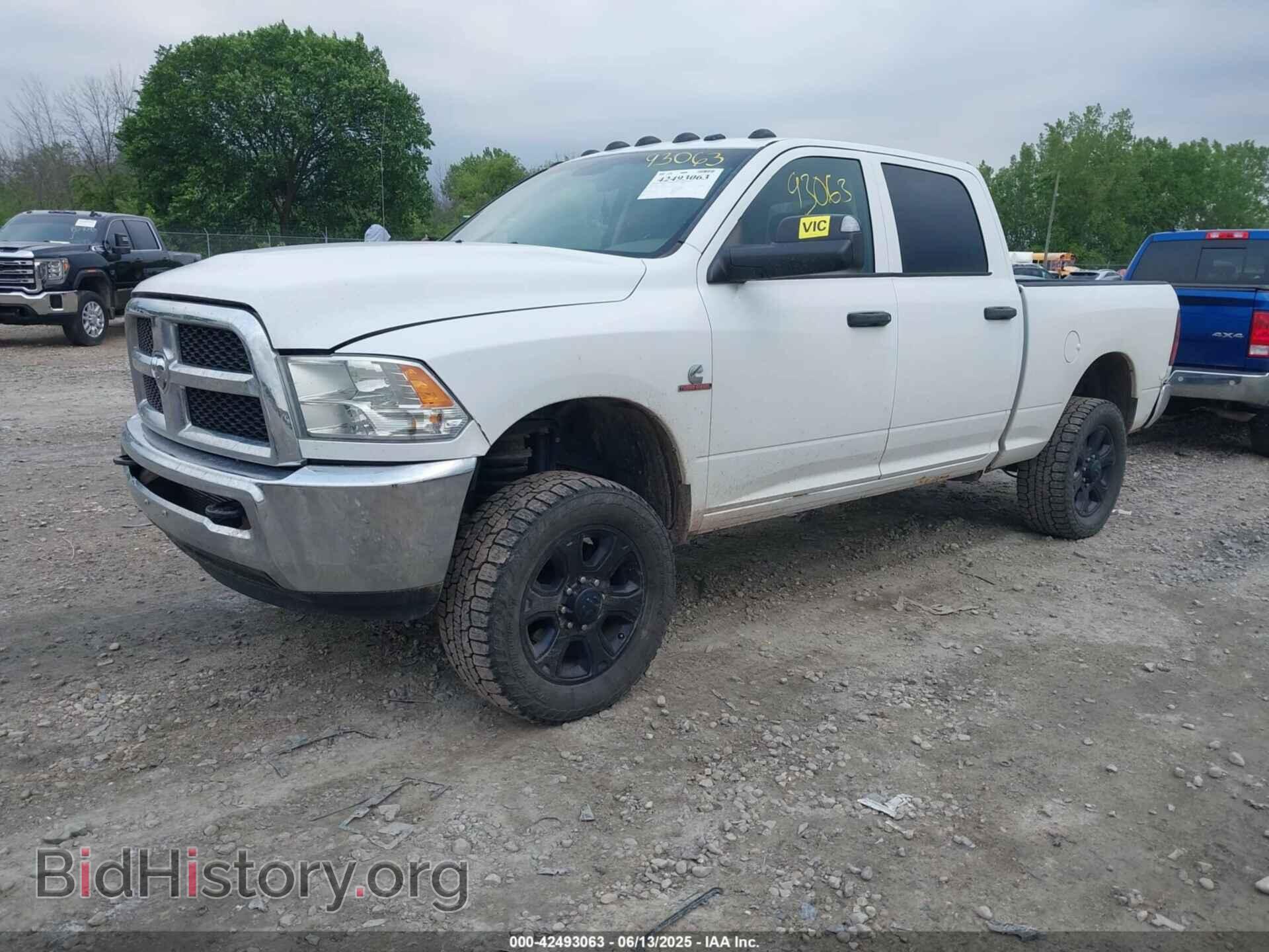 2014 RAM 2500 - VIN: 3C6UR5CL7EG320453 - Фото 2