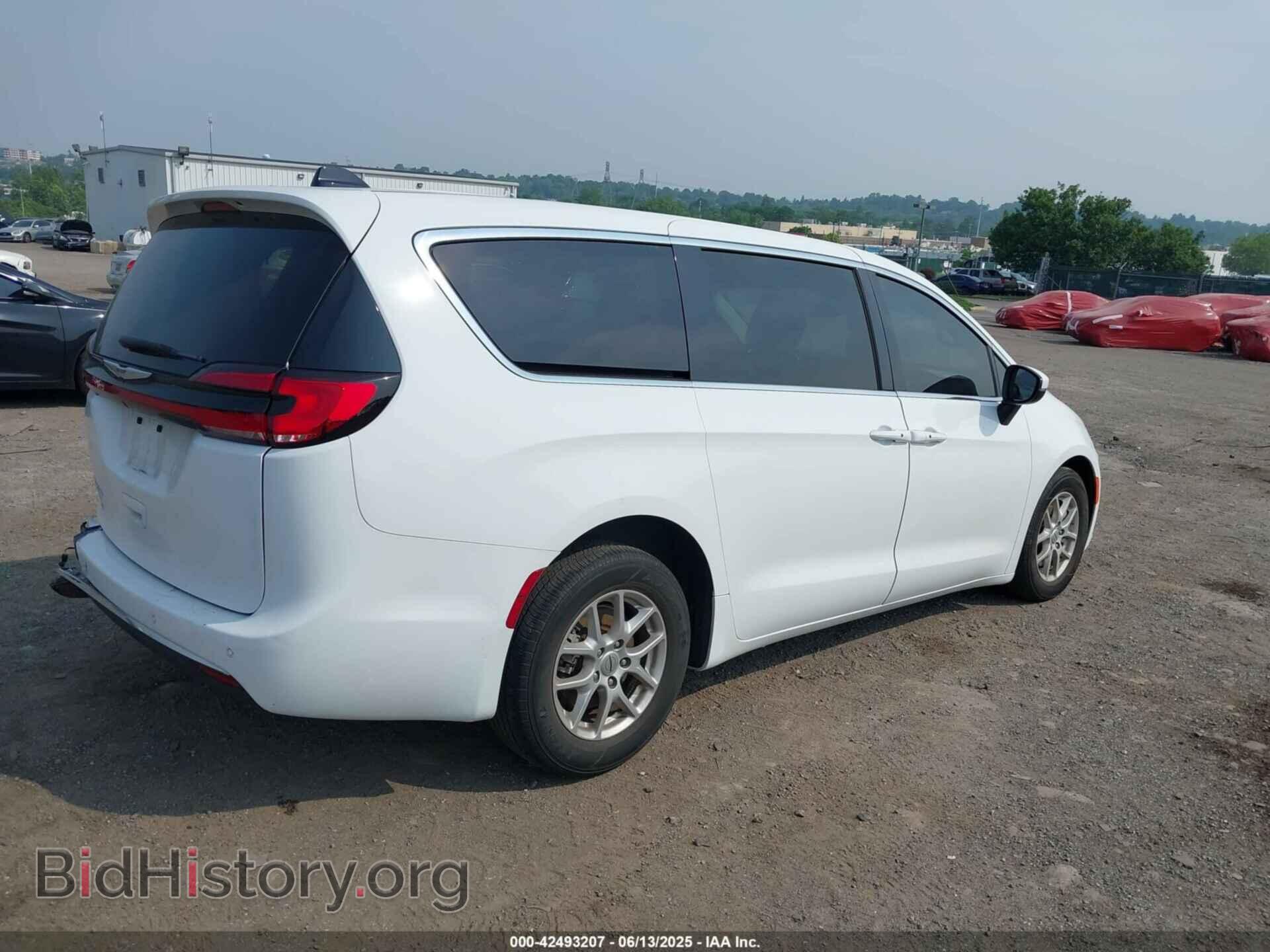 2023 CHRYSLER PACIFICA - VIN: 2C4RC1BGXPR509365 - Фото 4