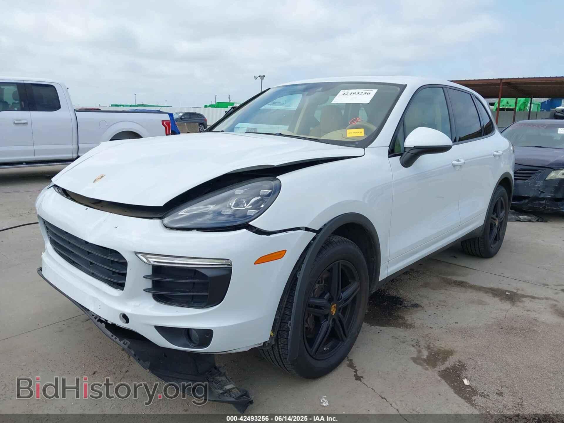 2016 PORSCHE CAYENNE - VIN: WP1AA2A23GKA38204 - Фото 2