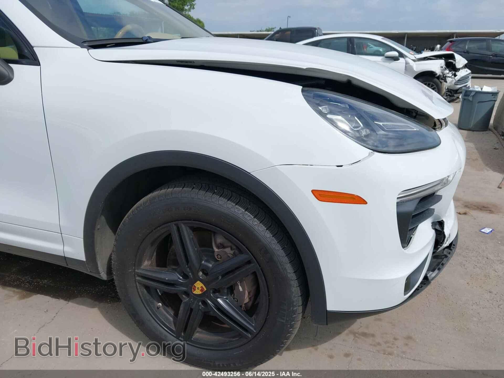 2016 PORSCHE CAYENNE - VIN: WP1AA2A23GKA38204 - Фото 18
