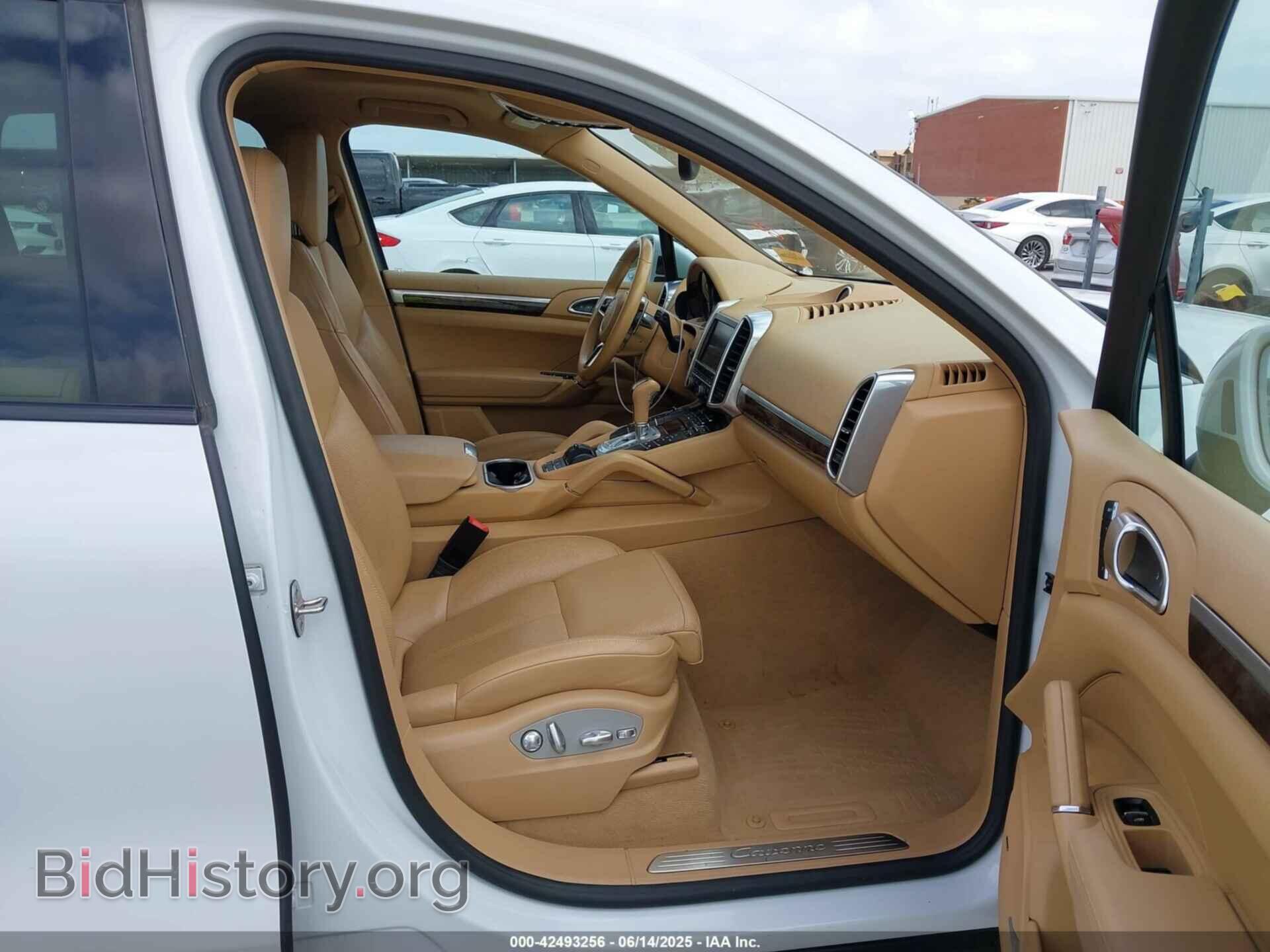2016 PORSCHE CAYENNE - VIN: WP1AA2A23GKA38204 - Фото 5
