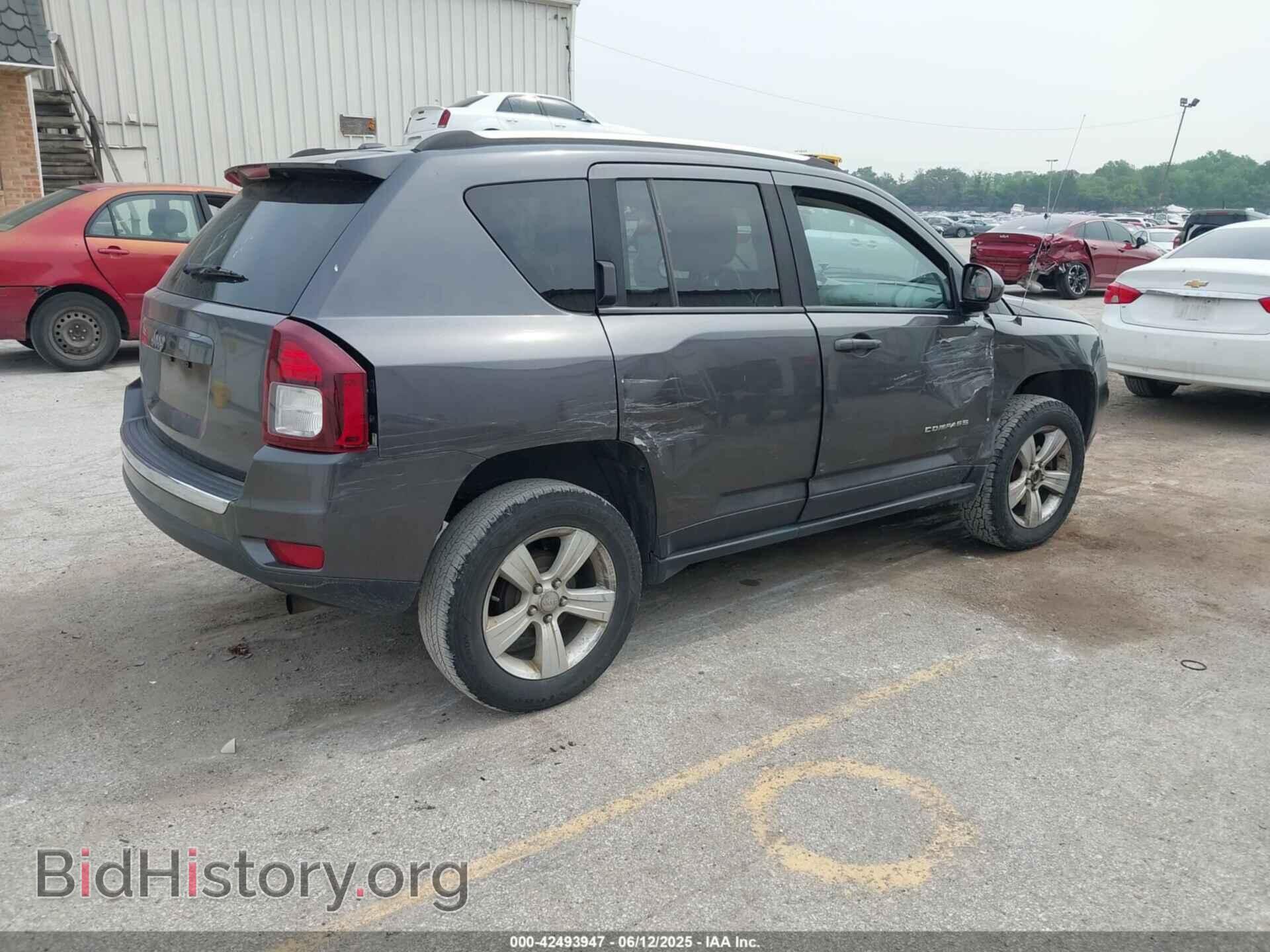 2015 JEEP COMPASS - VIN: 1C4NJCEAXFD329098 - Фото 4