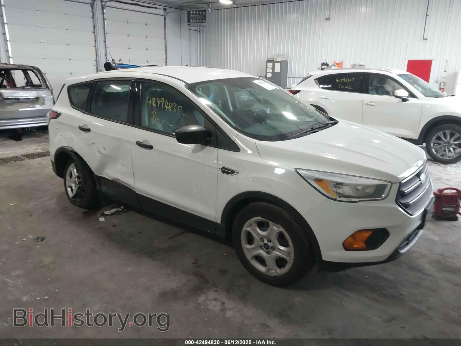 Фотография 1FMCU0F73HUA50722 - FORD ESCAPE 2017