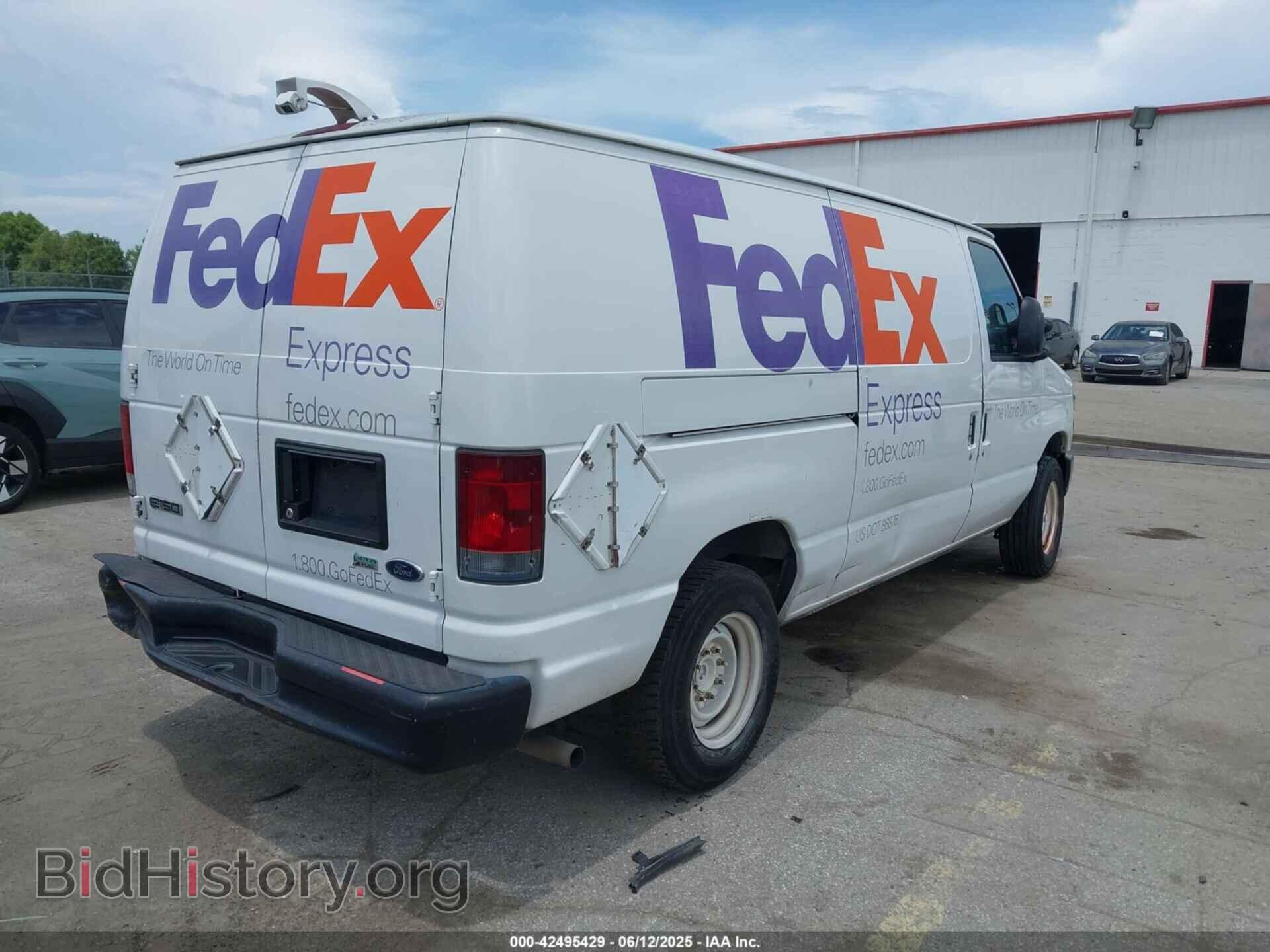 2010 FORD E-150 - VIN: 1FTNE1EW4ADA91472 - Фото 4