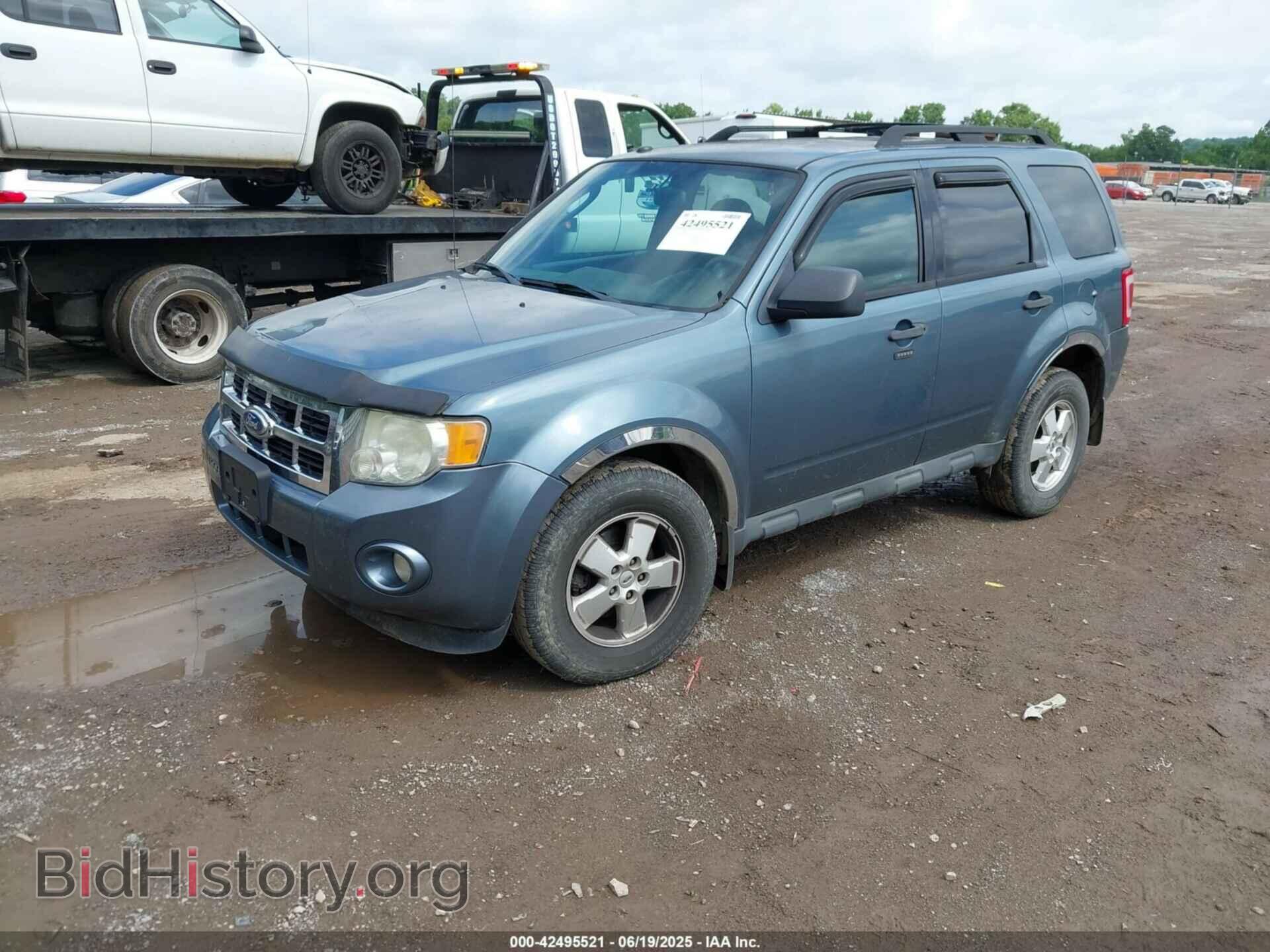 2011 FORD ESCAPE - VIN: 1FMCU9D70BKB76532 - Фото 2