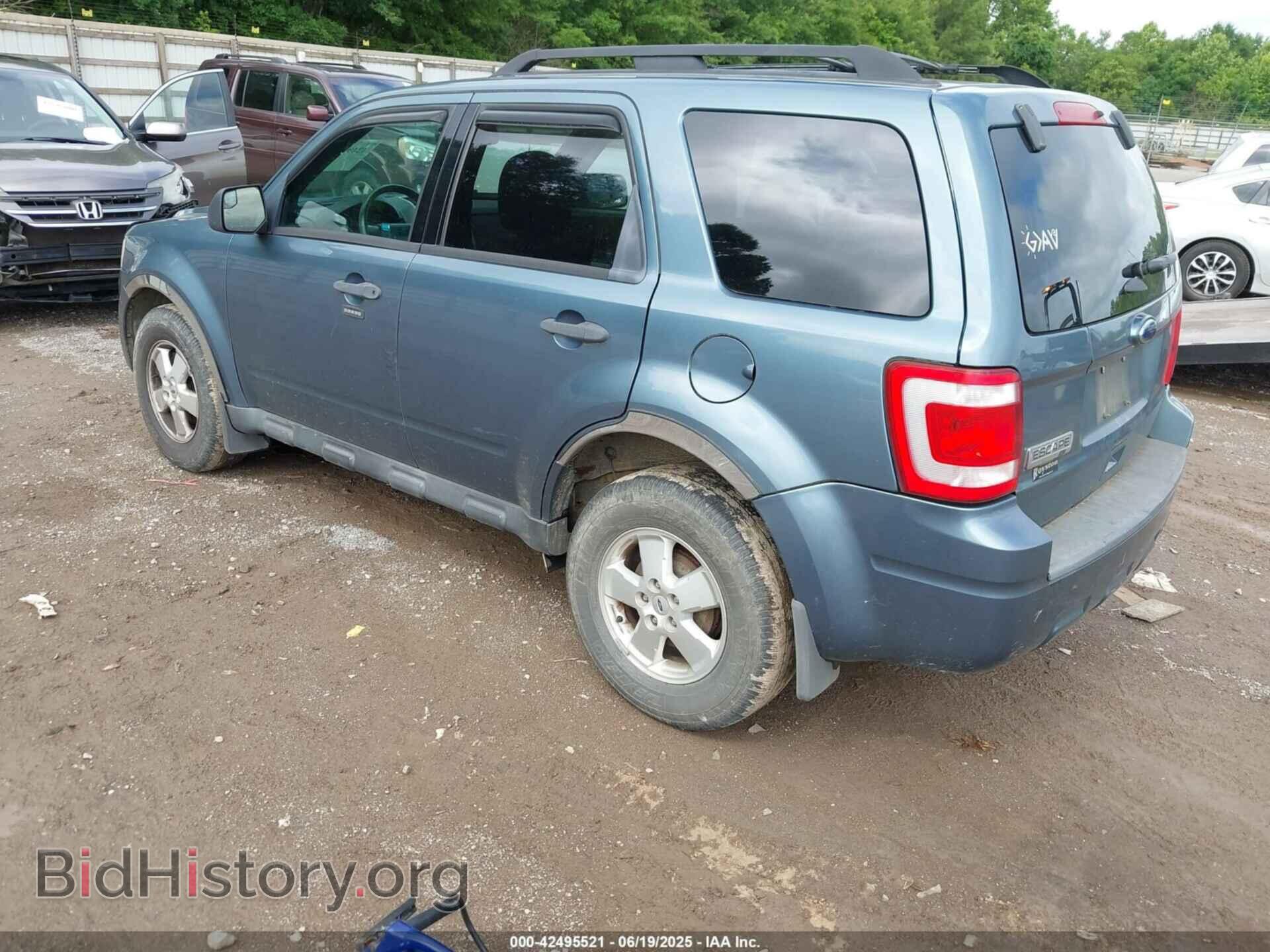 2011 FORD ESCAPE - VIN: 1FMCU9D70BKB76532 - Фото 3