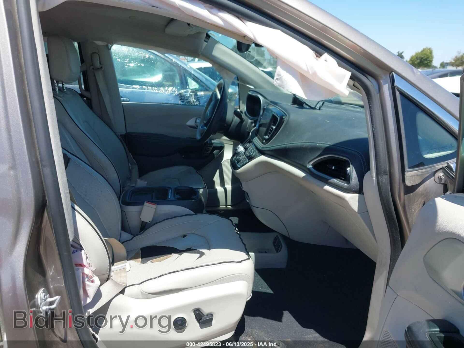 2017 CHRYSLER PACIFICA HYBRID - VIN: 2C4RC1N77HR689613 - Фото 5