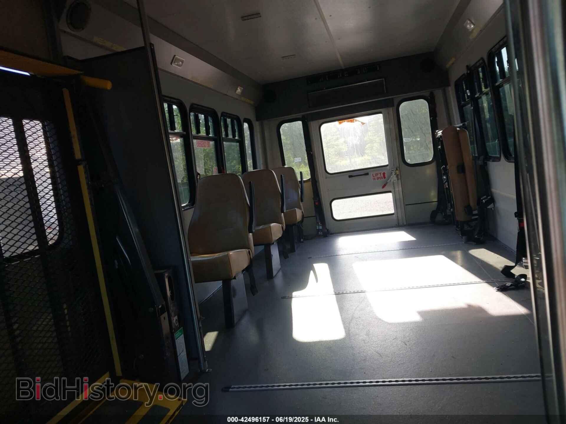 2014 FORD E-450 CUTAWAY - VIN: 1FDFE4FS3EDA05555 - Фото 7