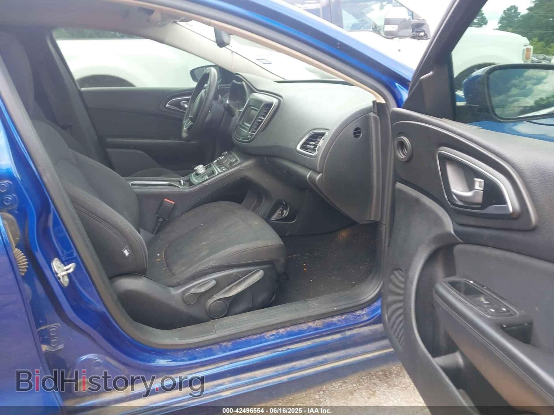 2016 CHRYSLER 200 - VIN: 1C3CCCAB3GN133732 - Фото 5