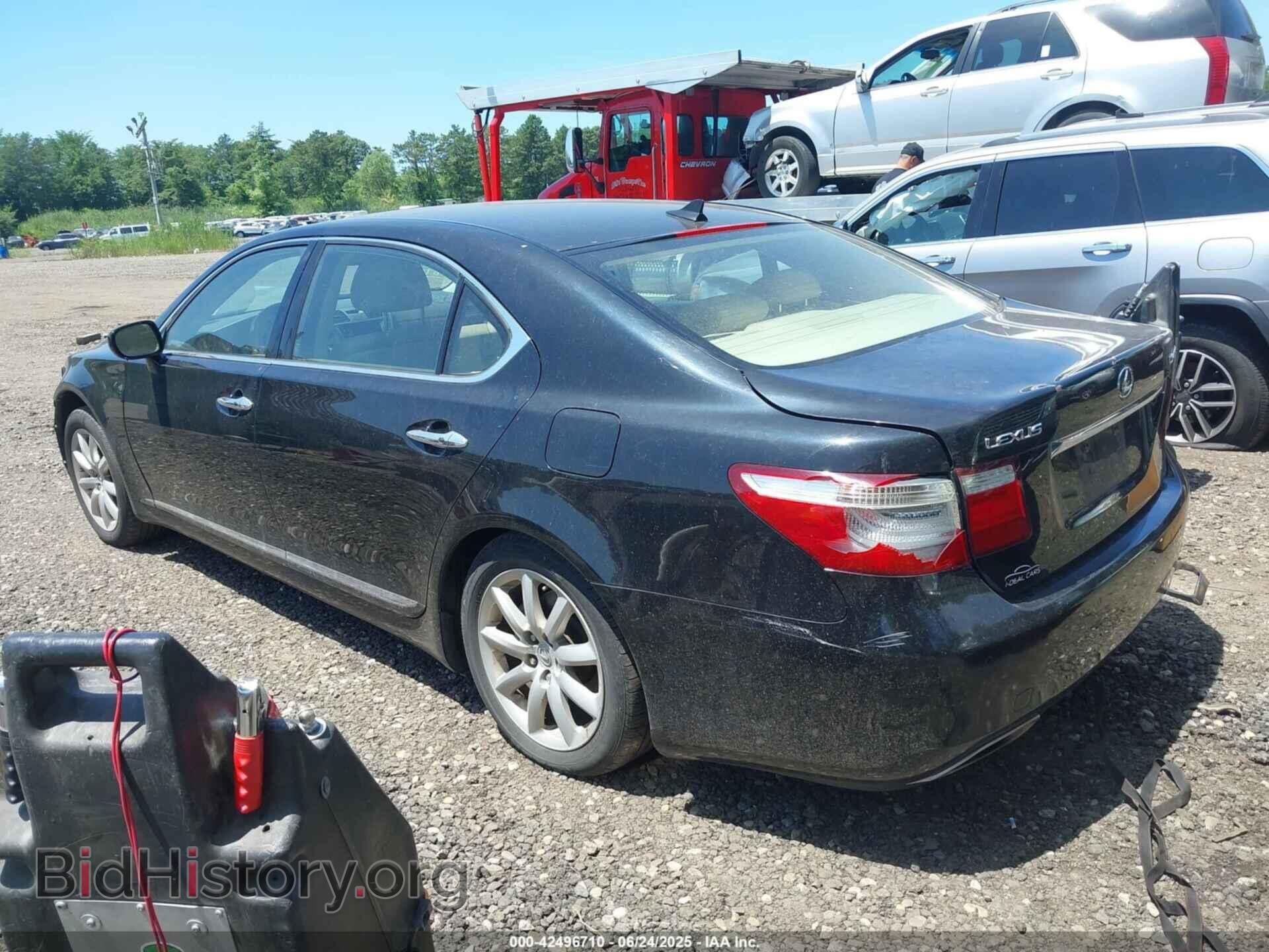 2007 LEXUS LS 460 - VIN: JTHGL46F475016108 - Photo 3