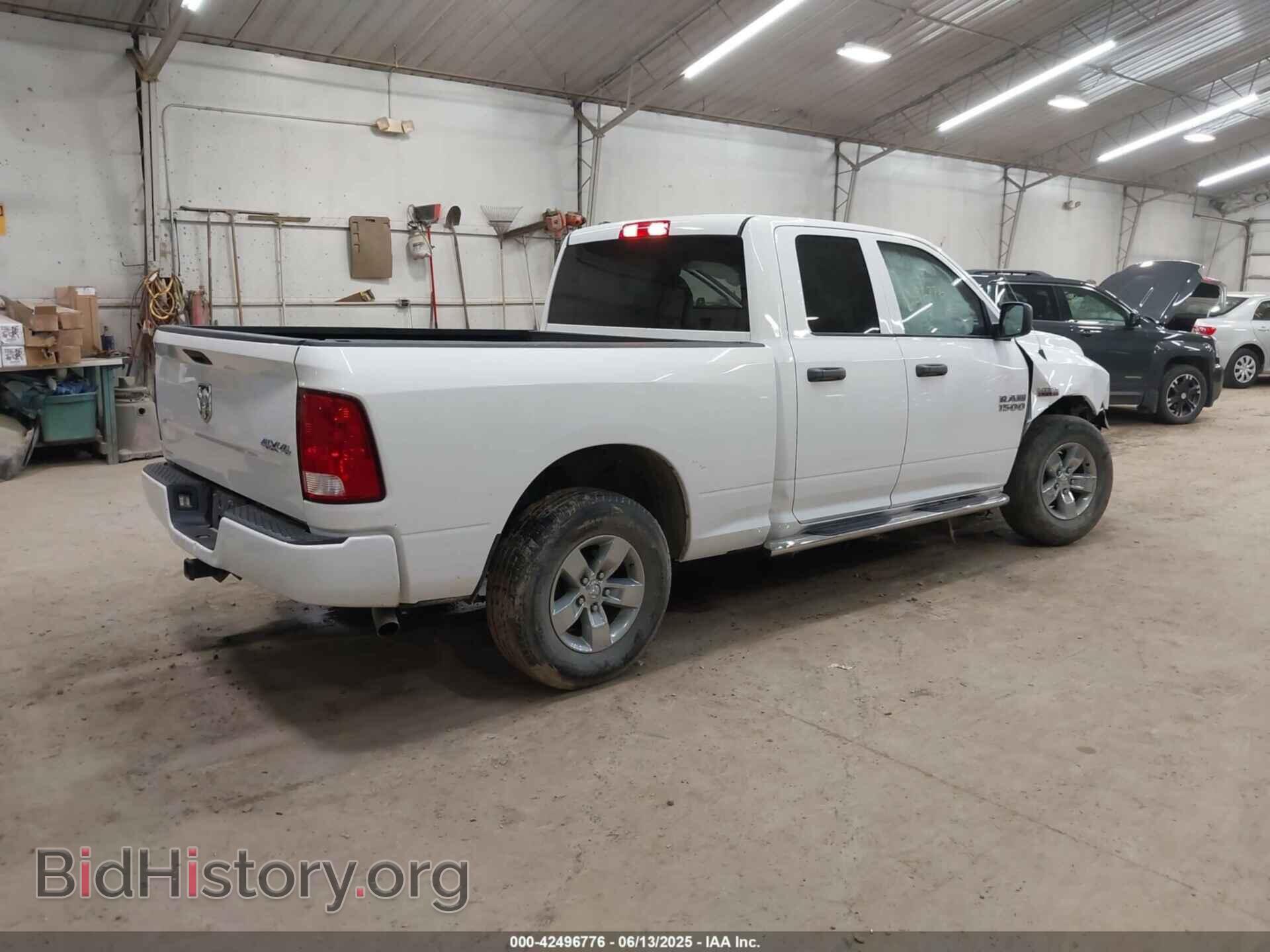 2018 RAM 1500 - VIN: 1C6RR7FT5JS221341 - Фото 4