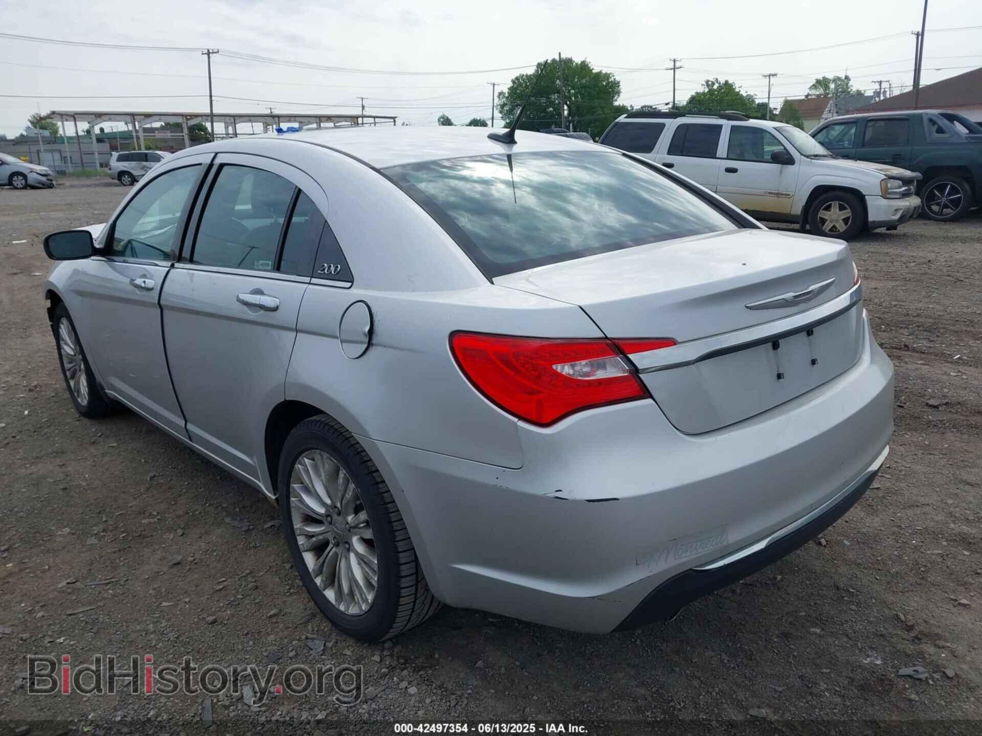 2011 CHRYSLER 200 - VIN: 1C3BC2FG7BN526765 - Фото 3